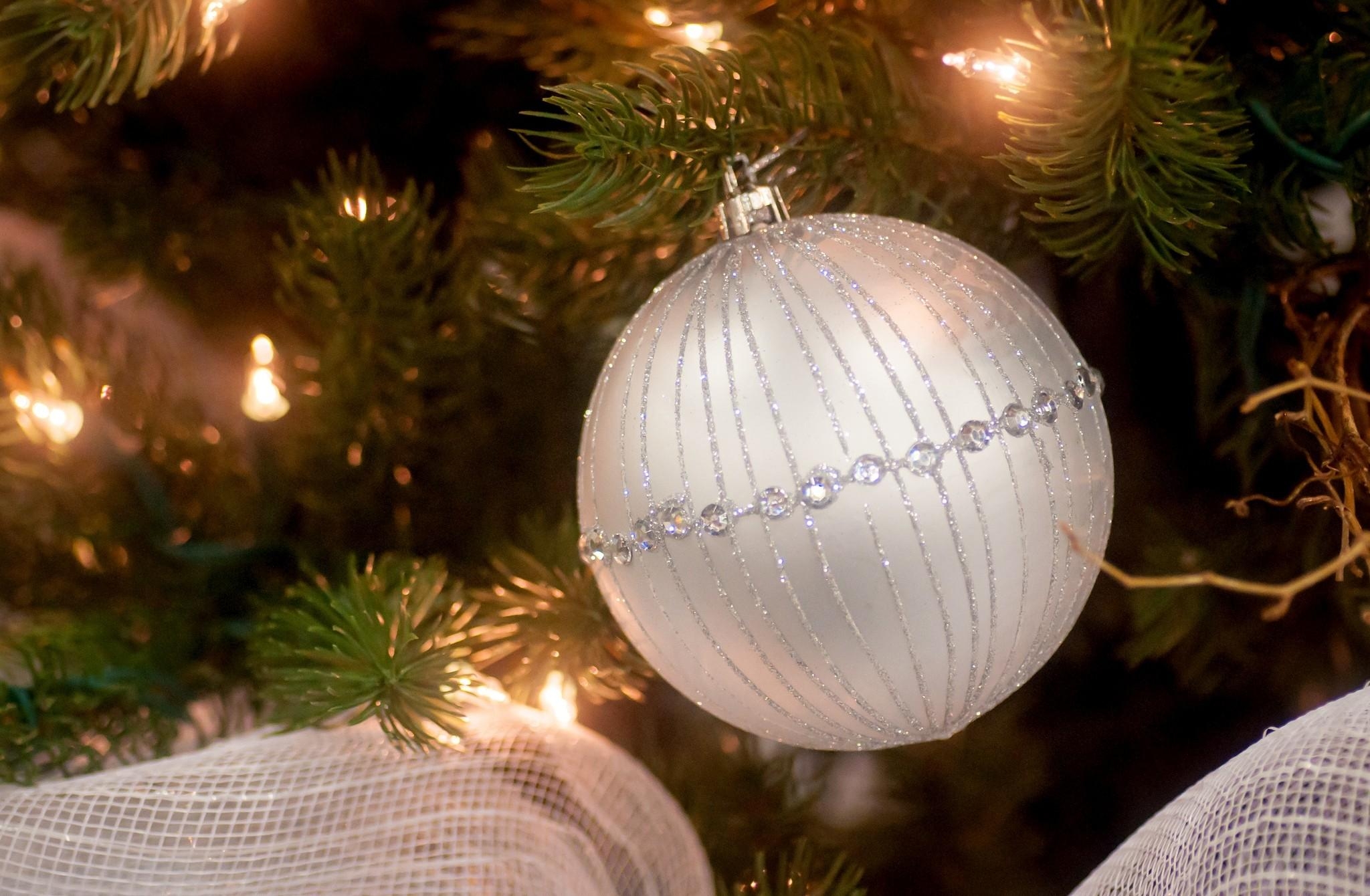 holidays, holiday, christmas tree, garland, christmas tree toy