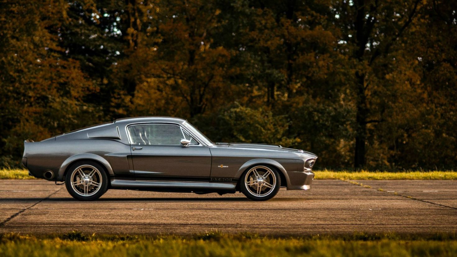 Ford Shelby gt500 ночь