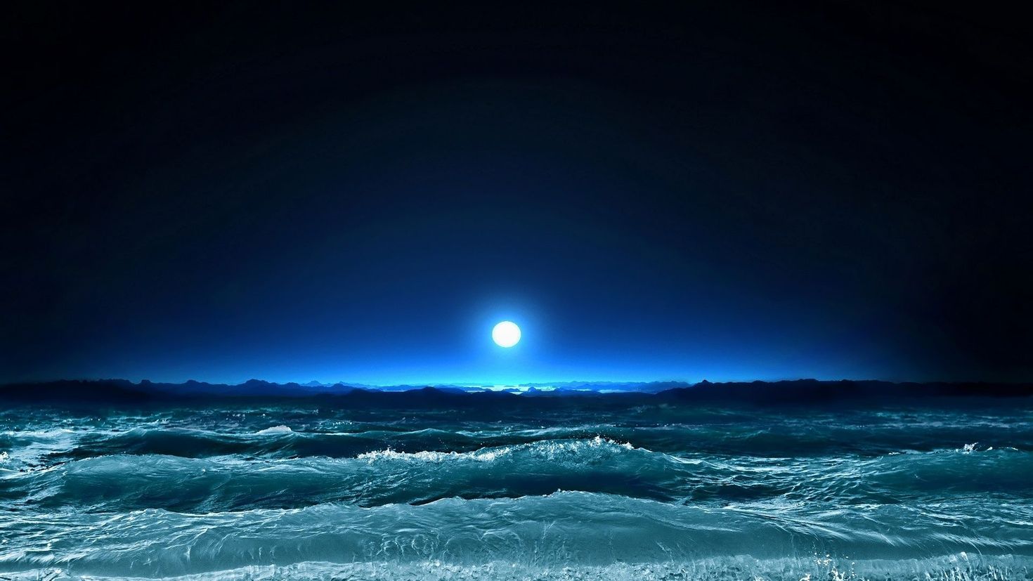 Ocean and full moon ambience by visualdon