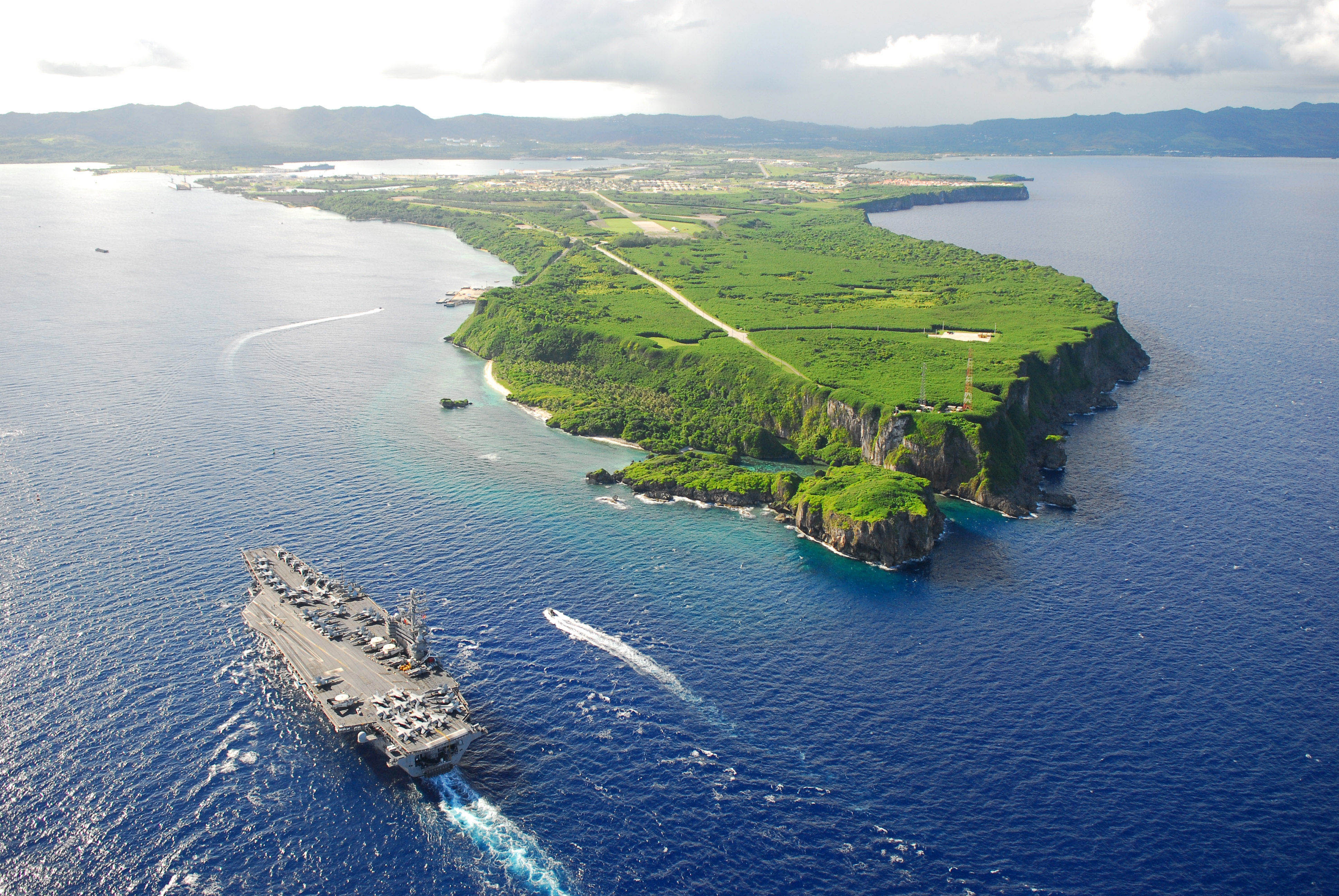 Нейтральные острова. Guam остров. Марианские острова остров Гуам. Остров Гуам фото. Территория острова Гуама.