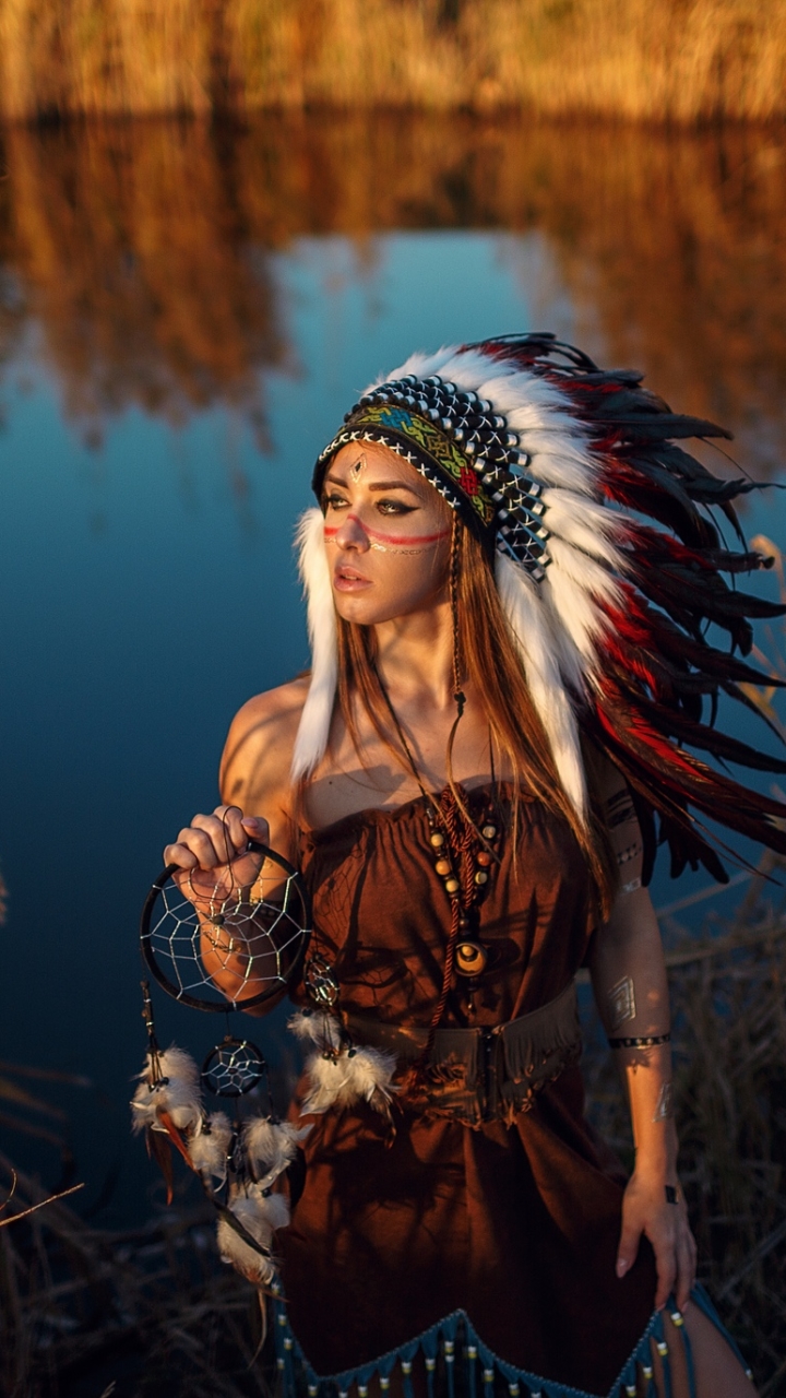 vertical wallpaper women, native american, feather, model, depth of field, dreamcatcher, redhead, headdress
