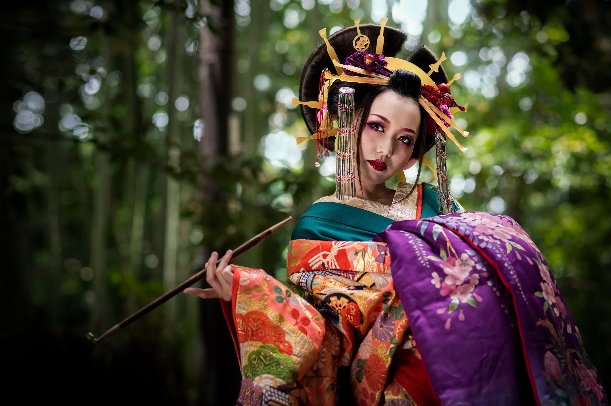 women, geisha, asian, bokeh, brunette, depth of field, headdress, lipstick, pipe, traditional costume