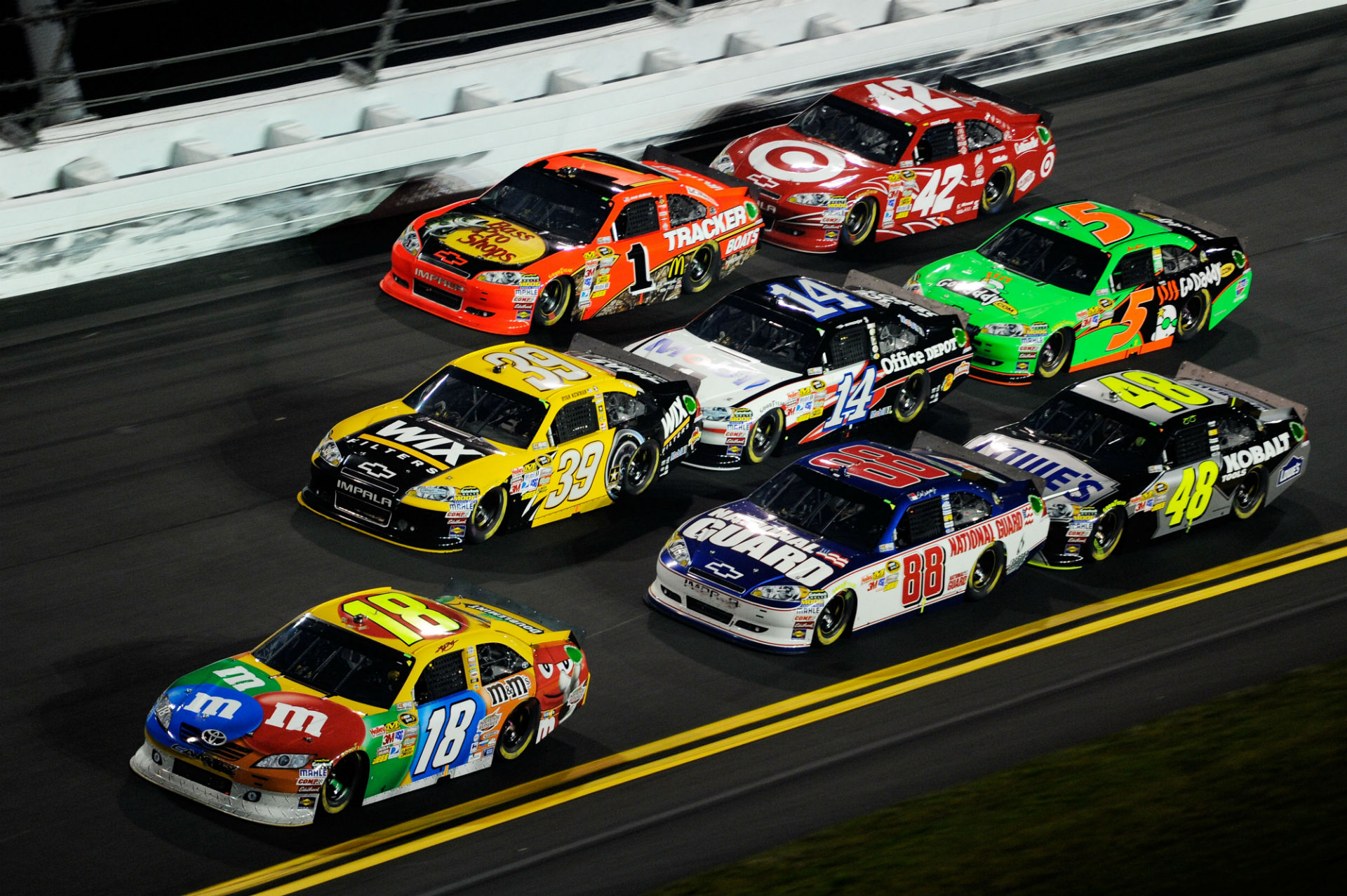 Mobile wallpaper Nascar, Vehicles, 553056 download the picture for free.
