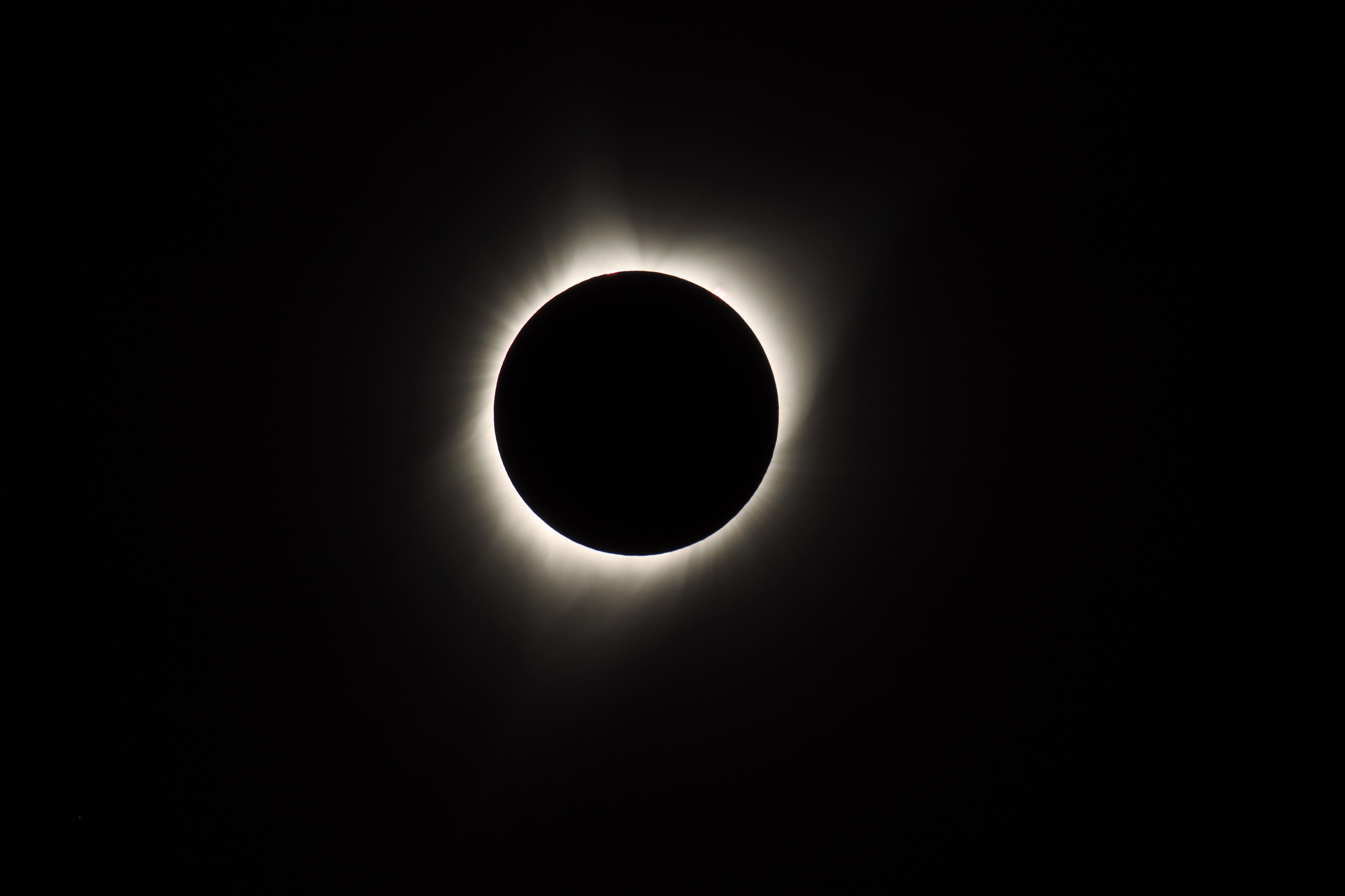 Die besten Eclipse-Hintergründe für den Telefonbildschirm