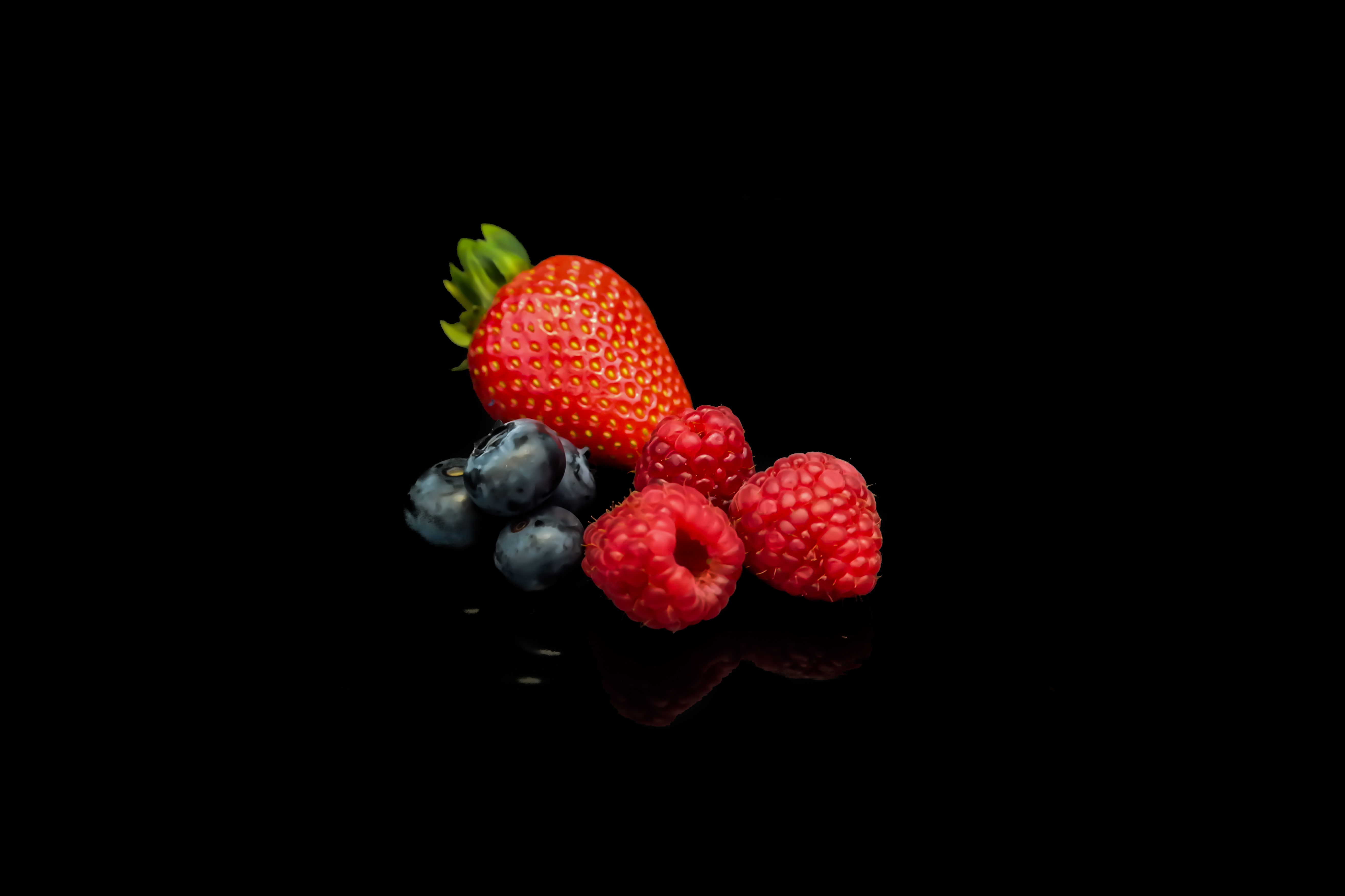 fruits, food, strawberry, raspberry, bilberries Full HD