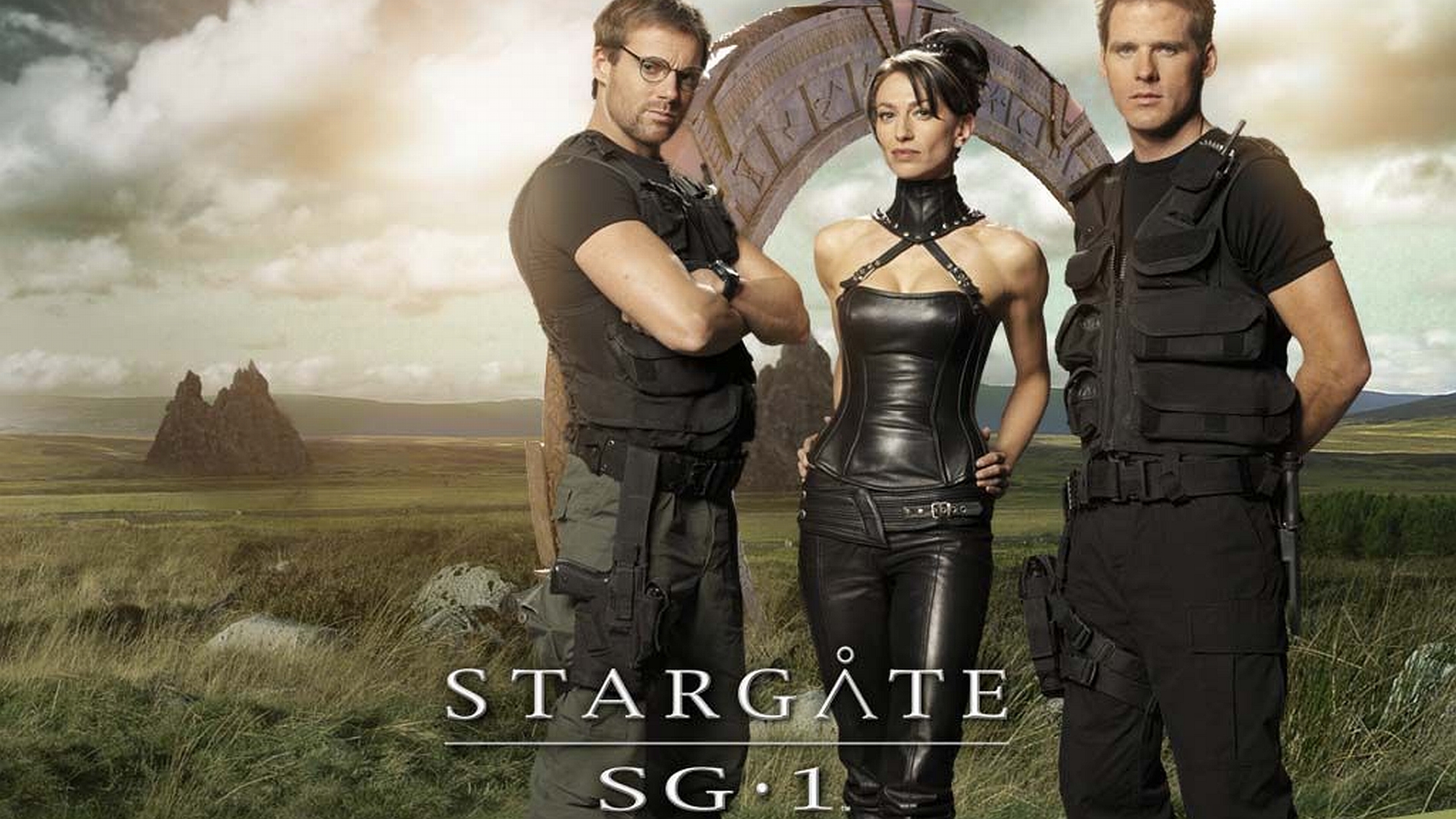 TV Show Stargate SG-1 Stargate Christopher Judge Teal'c Michael Shanks  Daniel Jackson Richard Dean Anderson Jack O'Neill Amanda Tapping Samantha  Carter HD Wall Poster Paper Print - TV Series posters in India 