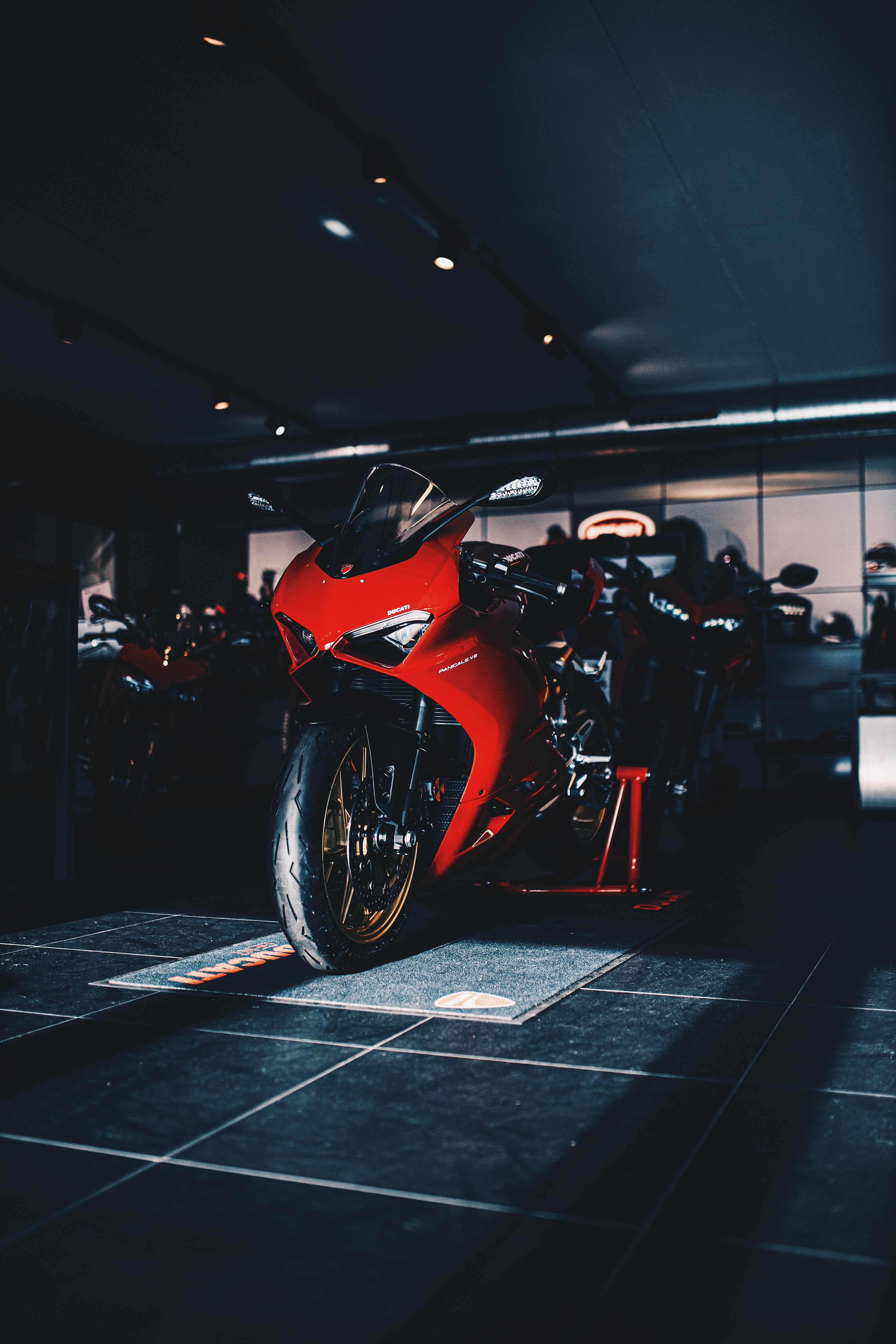 HQ Ducati Background