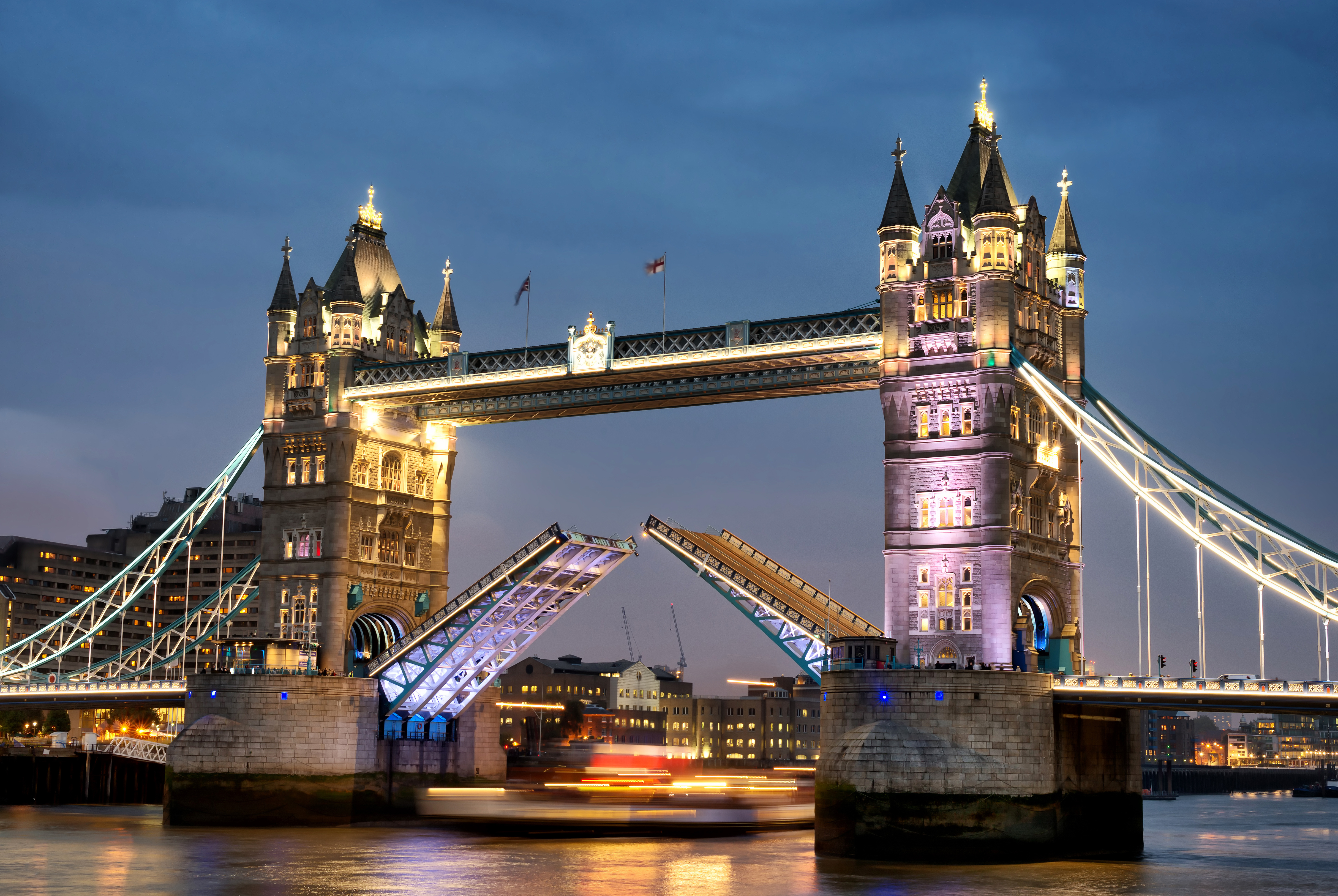 434917 Hintergrundbild herunterladen brücke, menschengemacht, tower bridge, england, london, nacht, themse, vereinigtes königreich, brücken - Bildschirmschoner und Bilder kostenlos