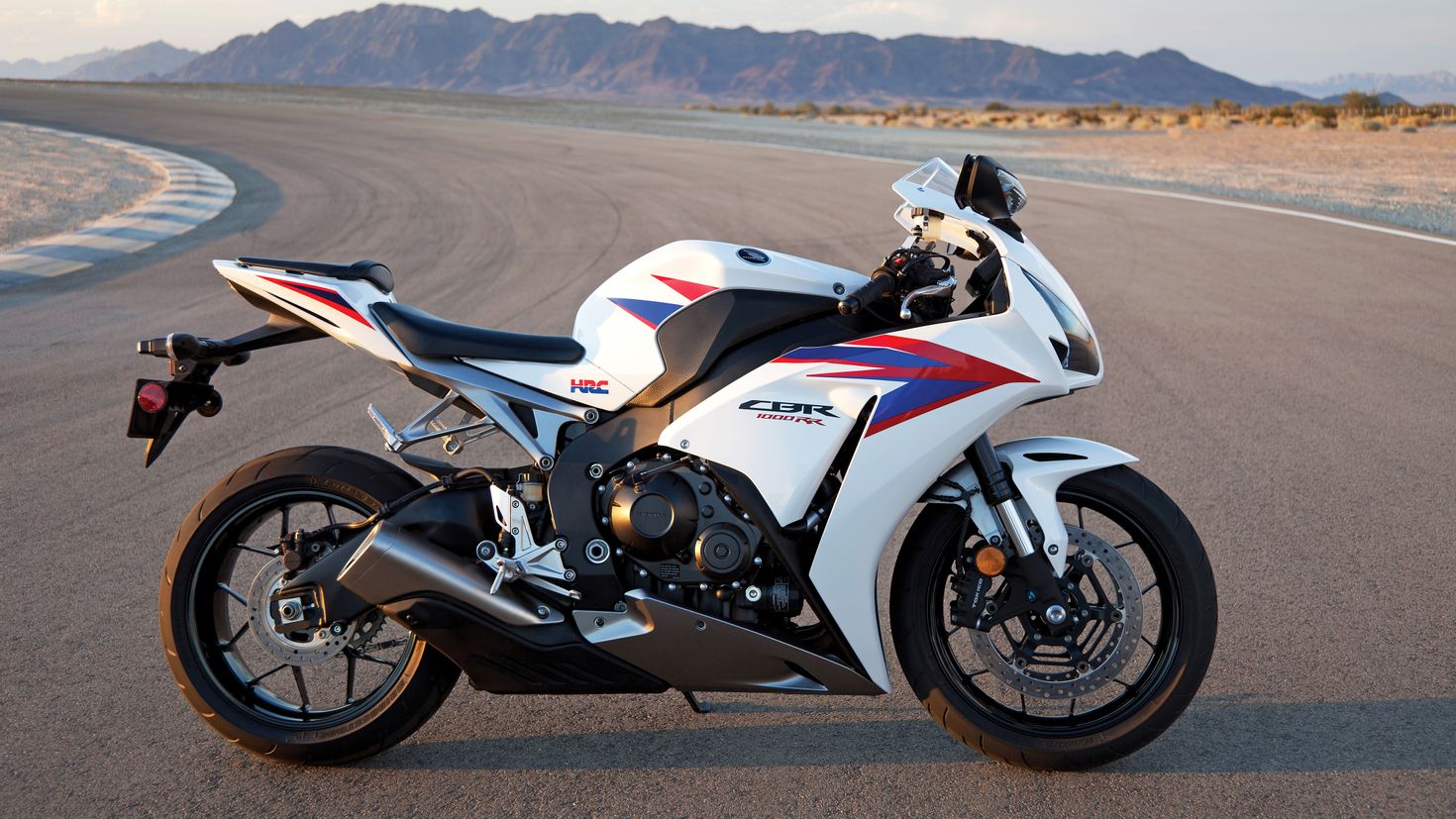 Honda cbr1000. Honda cbr1000rr. Honda Fireblade 1000 RR 2012. Honda cbr1000rr Fireblade 2012. Мотоцикл Honda CBR 1000.