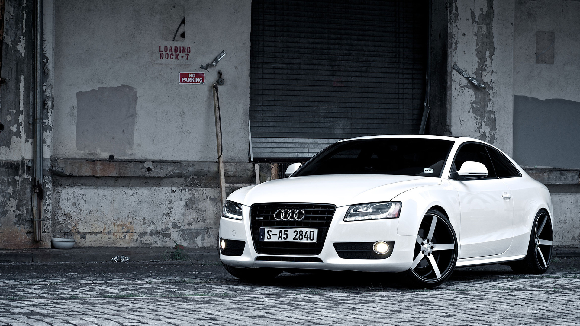 Laden Sie Audi A5 HD-Desktop-Hintergründe herunter
