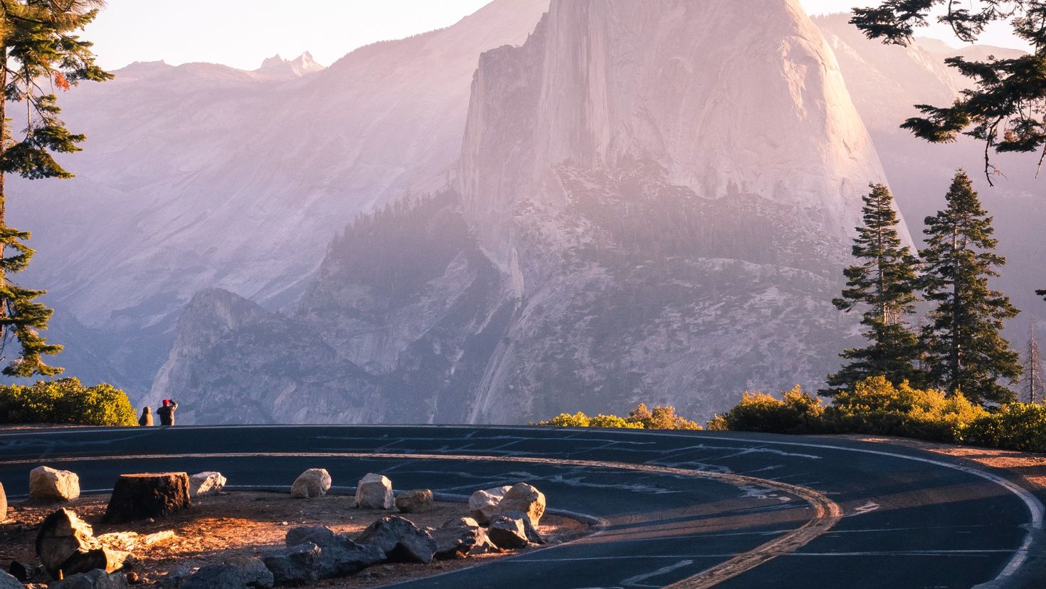 Turn trees. Yosemite National Park дорога. Завораживающие картинки на рабочий стол. Chill горы. Горы 2048 x 1152.