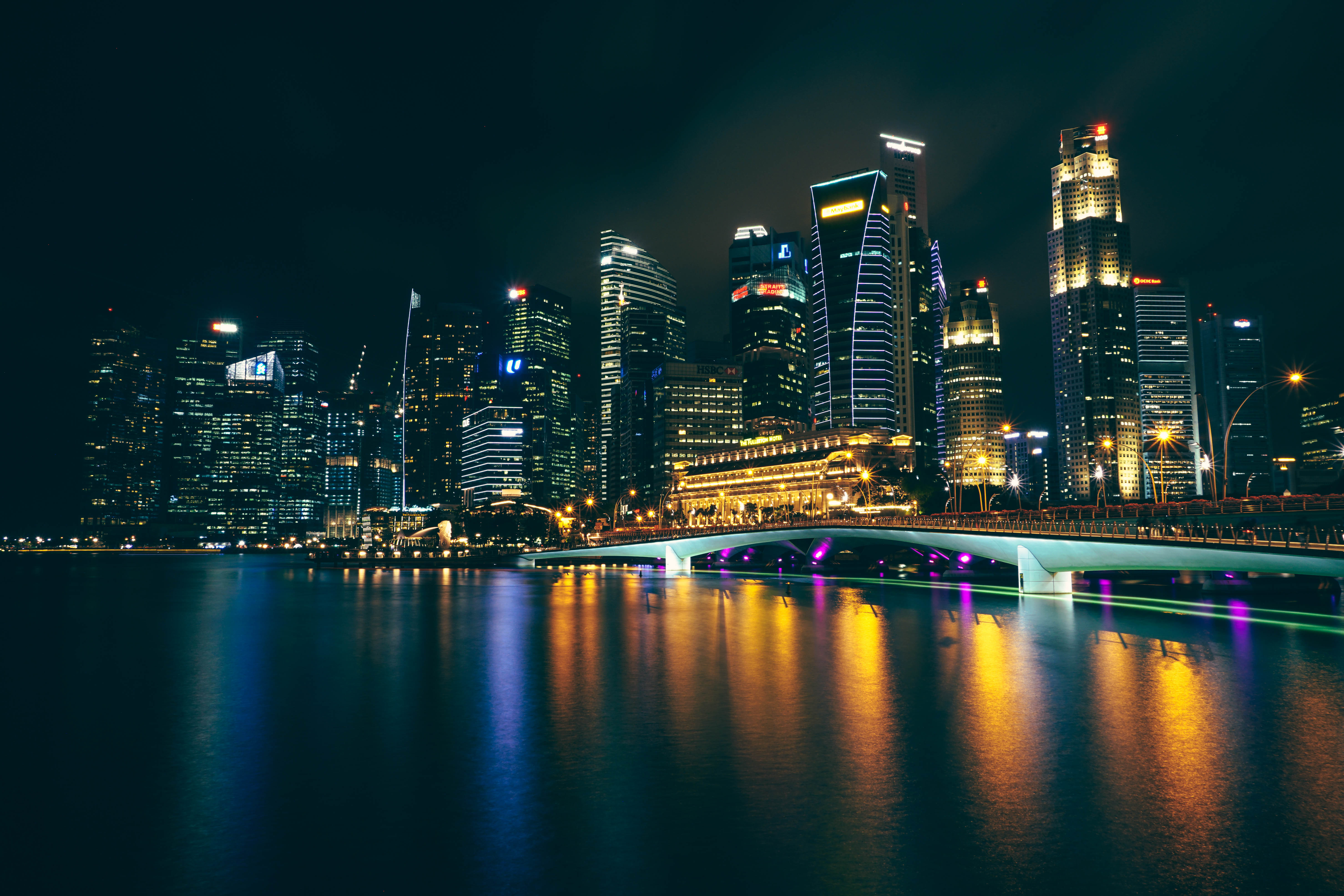 Заставка на телефон ночь. Сингапур небоскребы. Шанхай Сити 8к. Ночной Сингапур 1920x1080.
