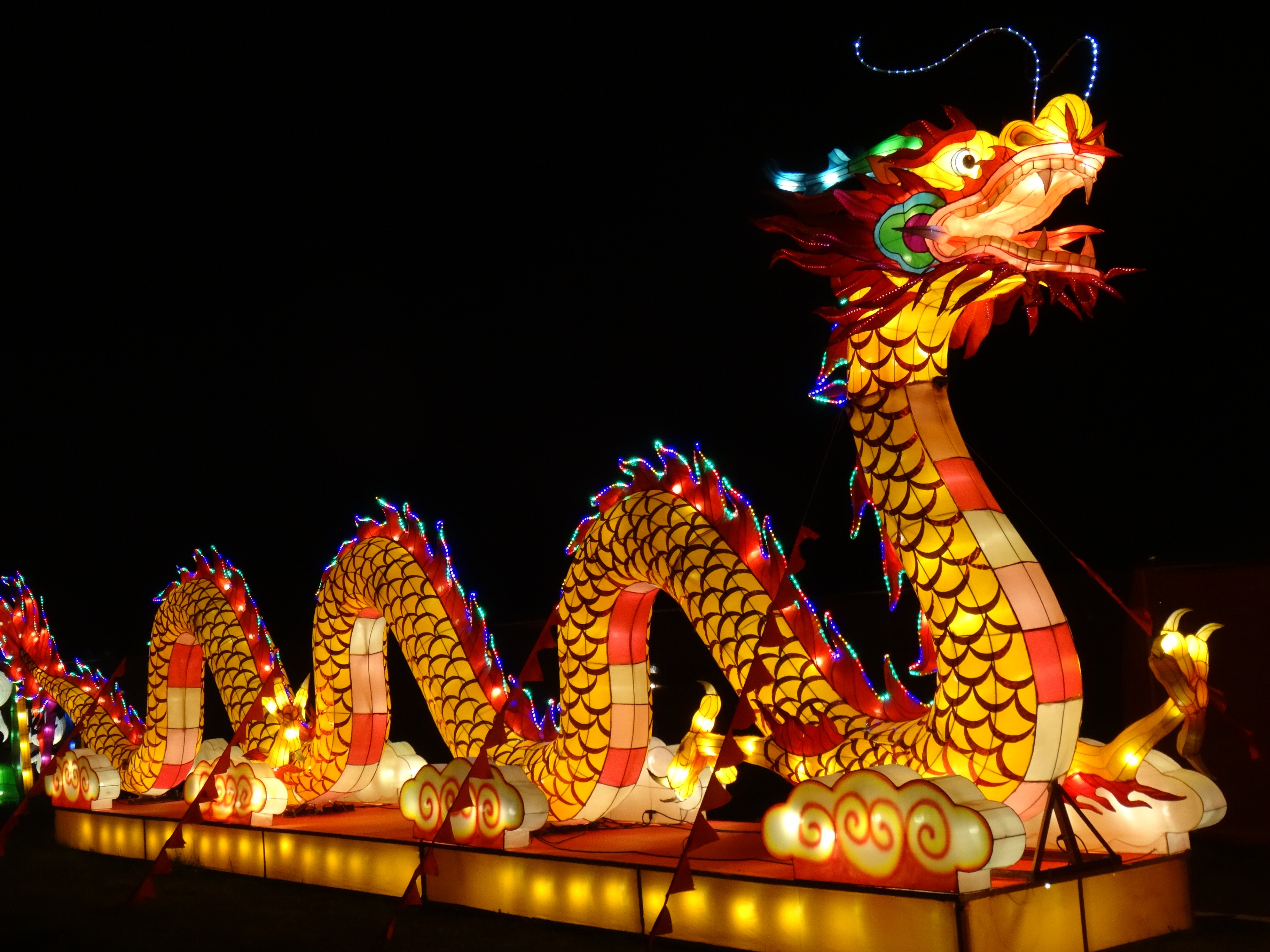 808967 завантажити шпалери свято, китайський новий рік, китайський дракон, кольори, світло - заставки і картинки безкоштовно