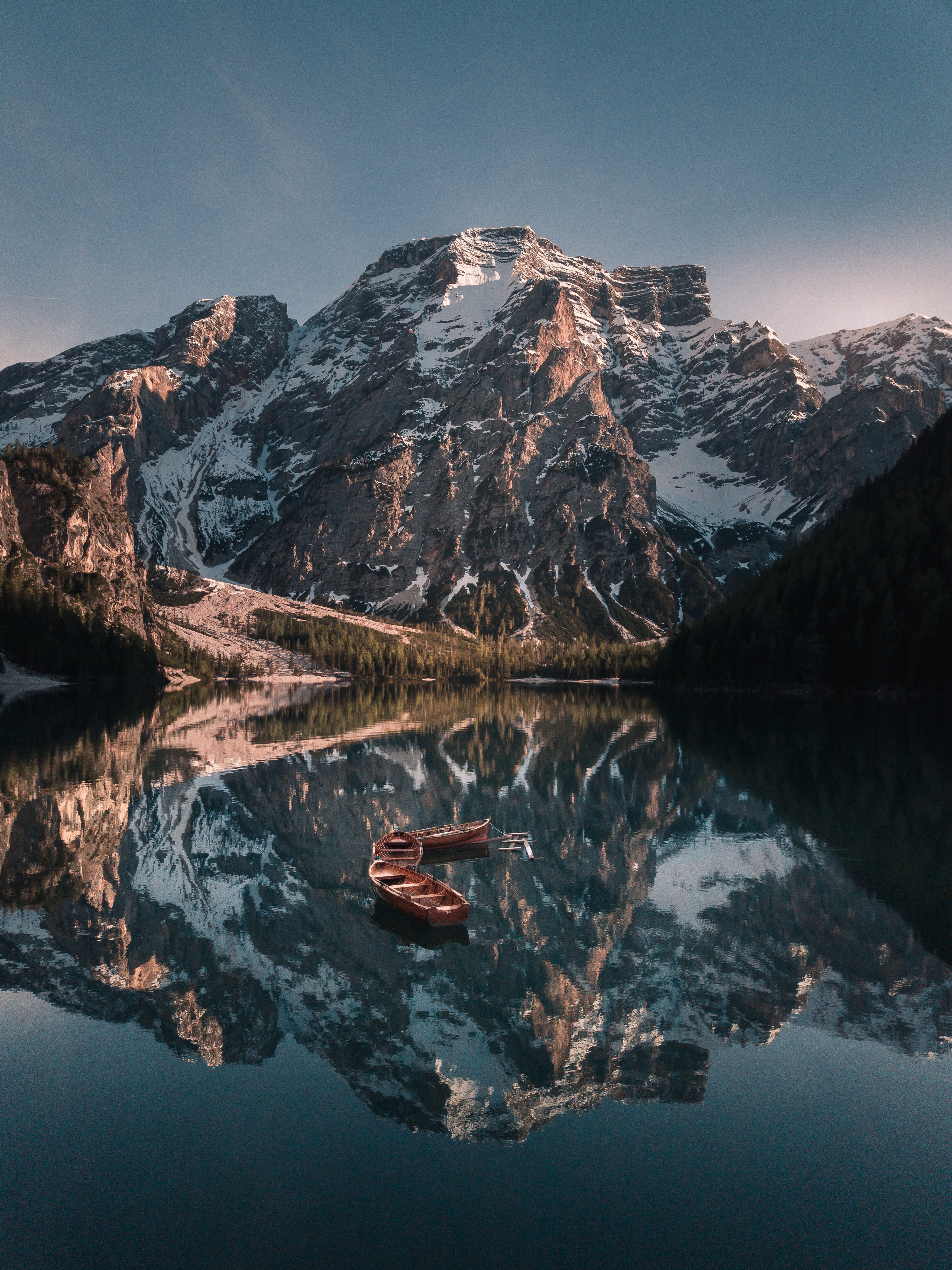 mountains, reflection, landscape, nature, boats, lake Smartphone Background