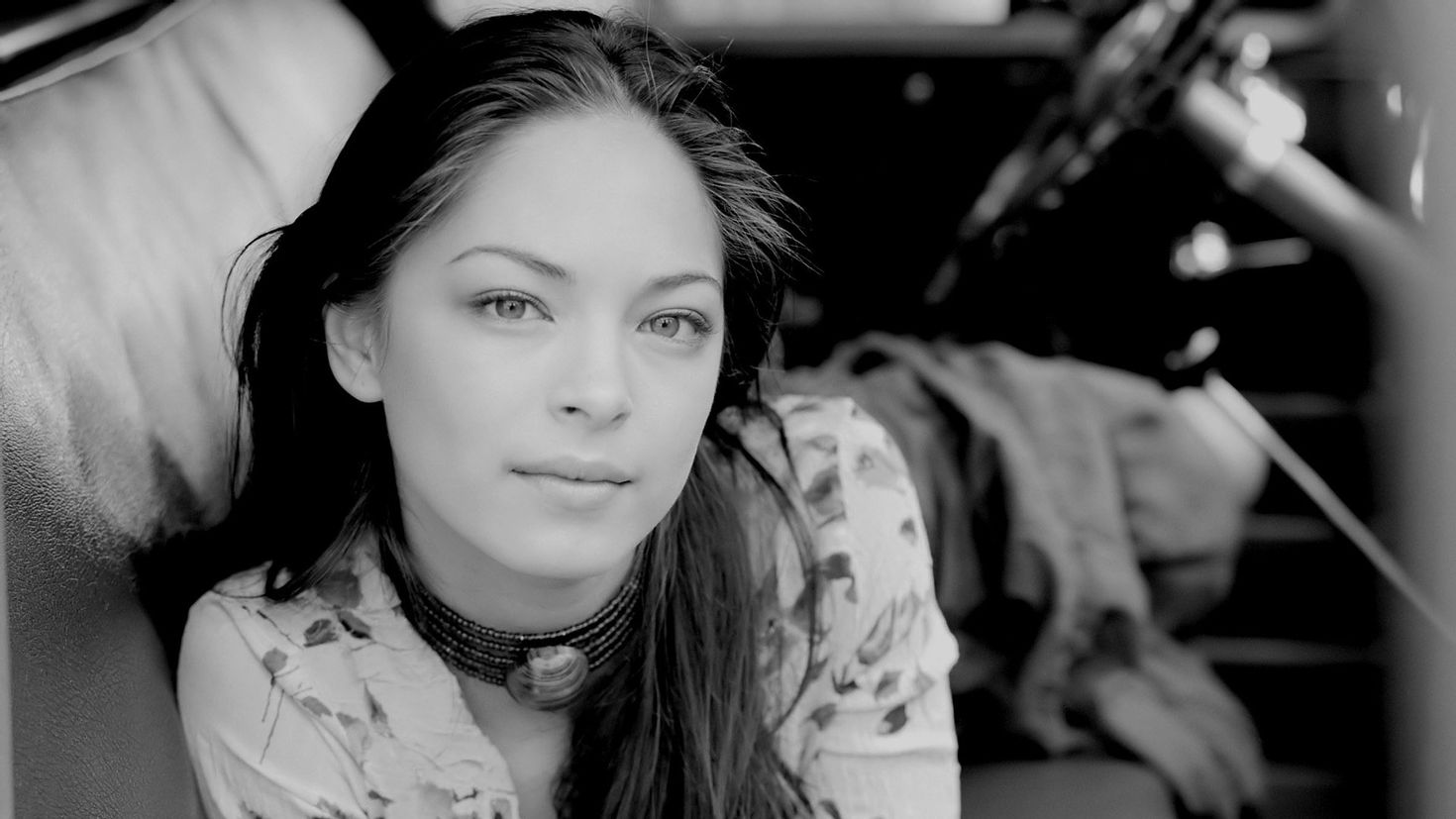 Фотки кристин. Кристин Лаура Кройк. Kristin Kreuk Photoshoot. Кристин Кройк 18. Кристин Фросет.