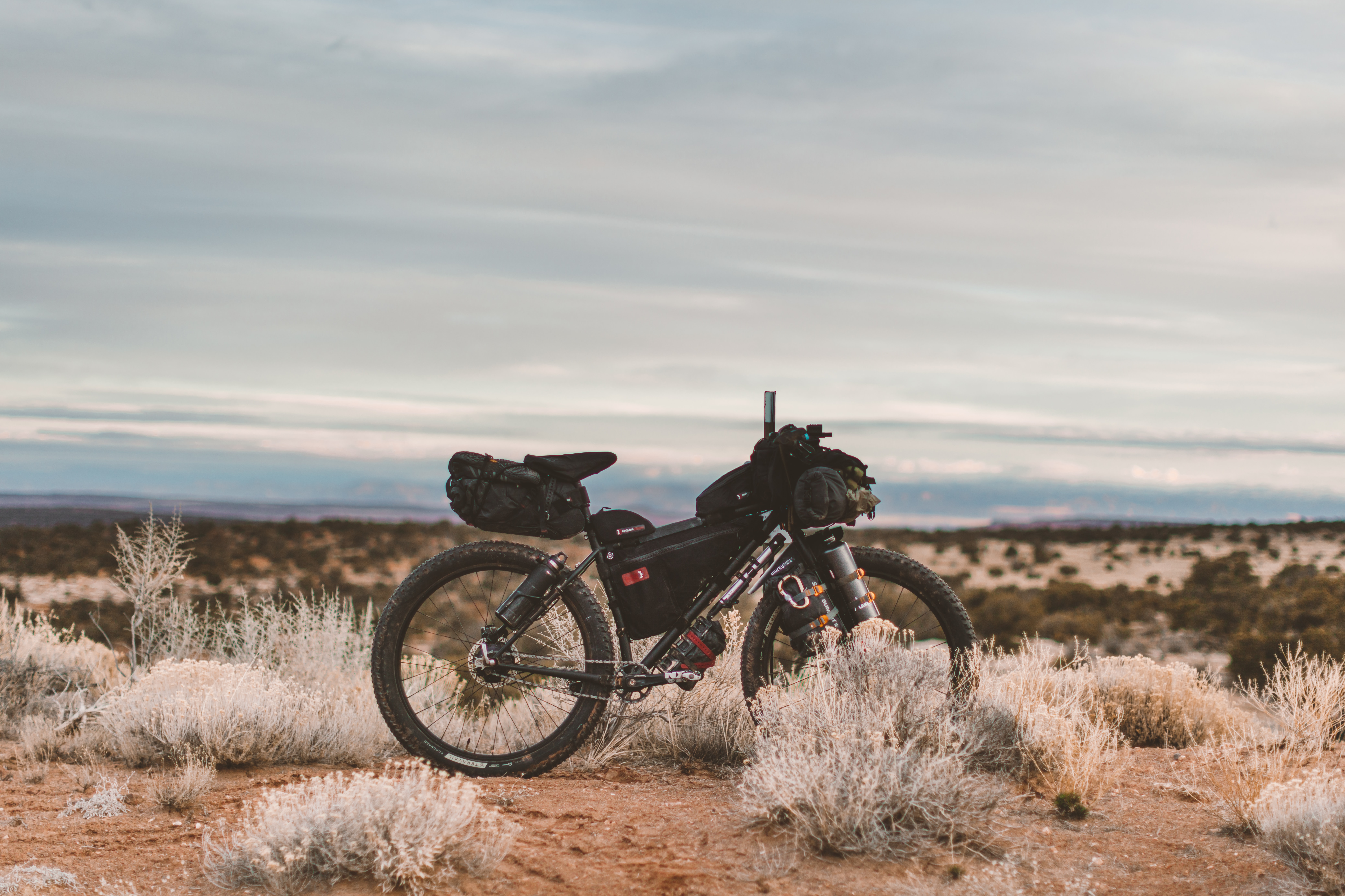 sports, desert, bicycle, wheels 4K