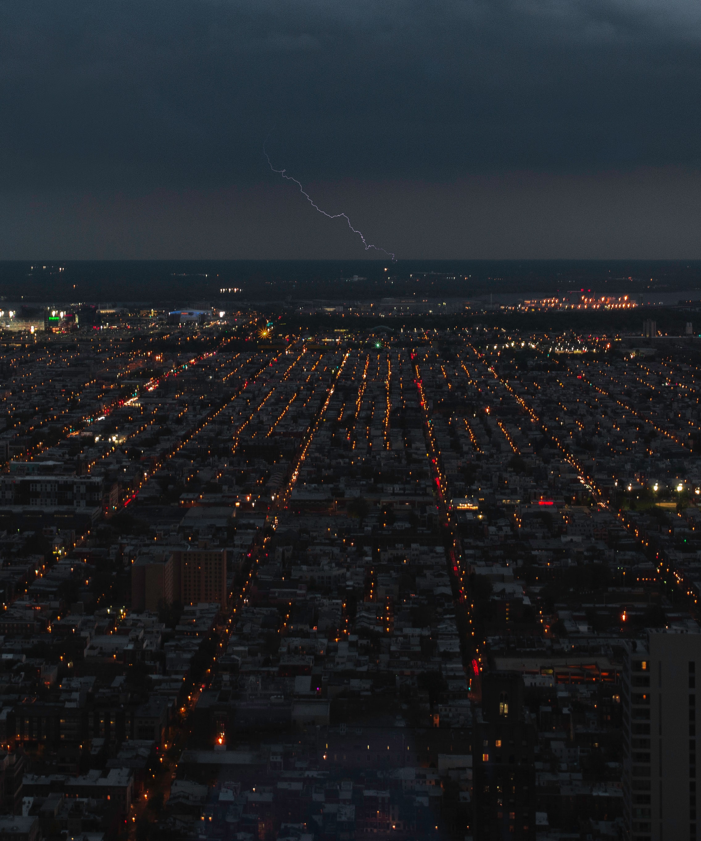 Download mobile wallpaper Night City, Cities, Lights, Horizon, Lightning for free.