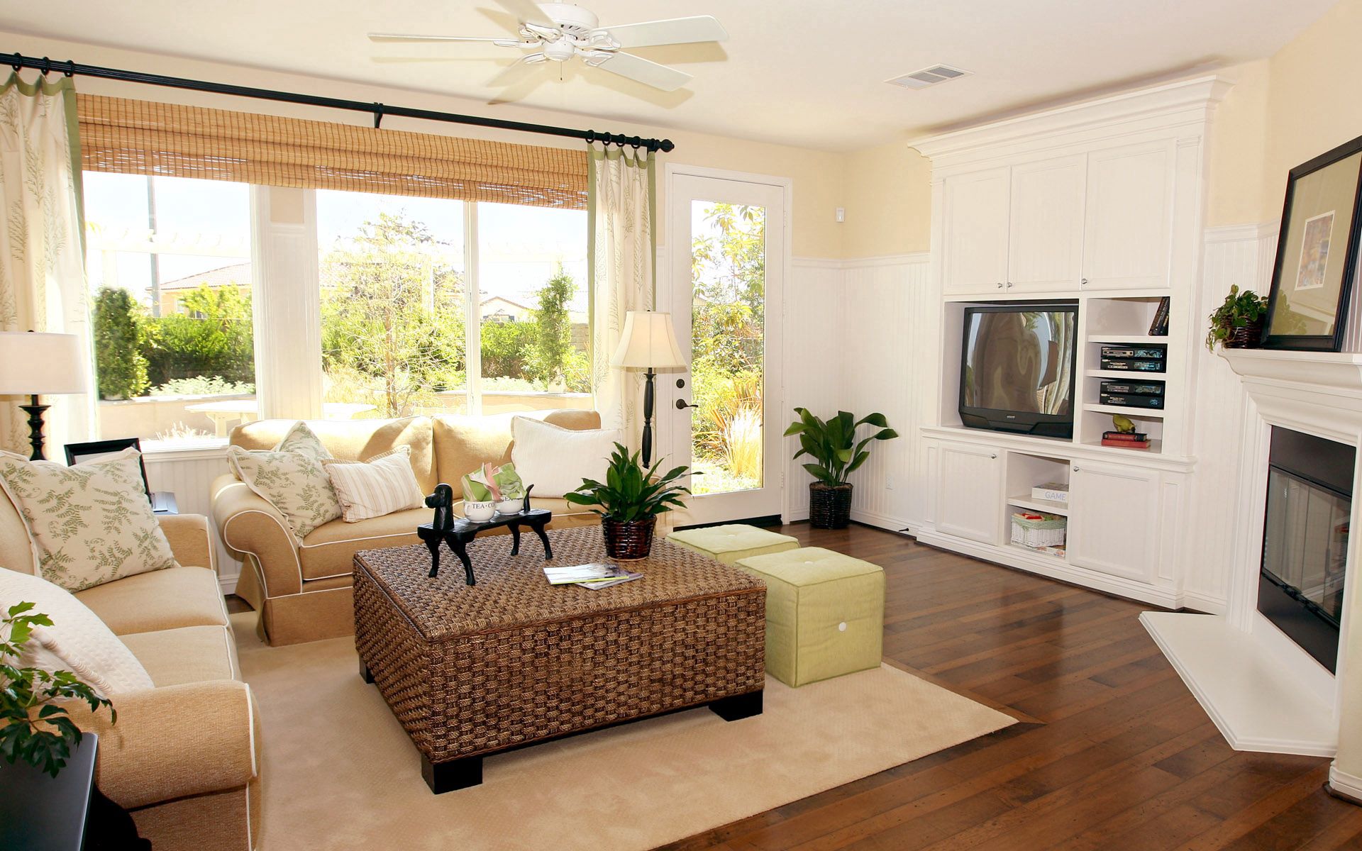 room, living room, miscellaneous, miscellanea, sofa, furniture, television, television set, cabinets High Definition image