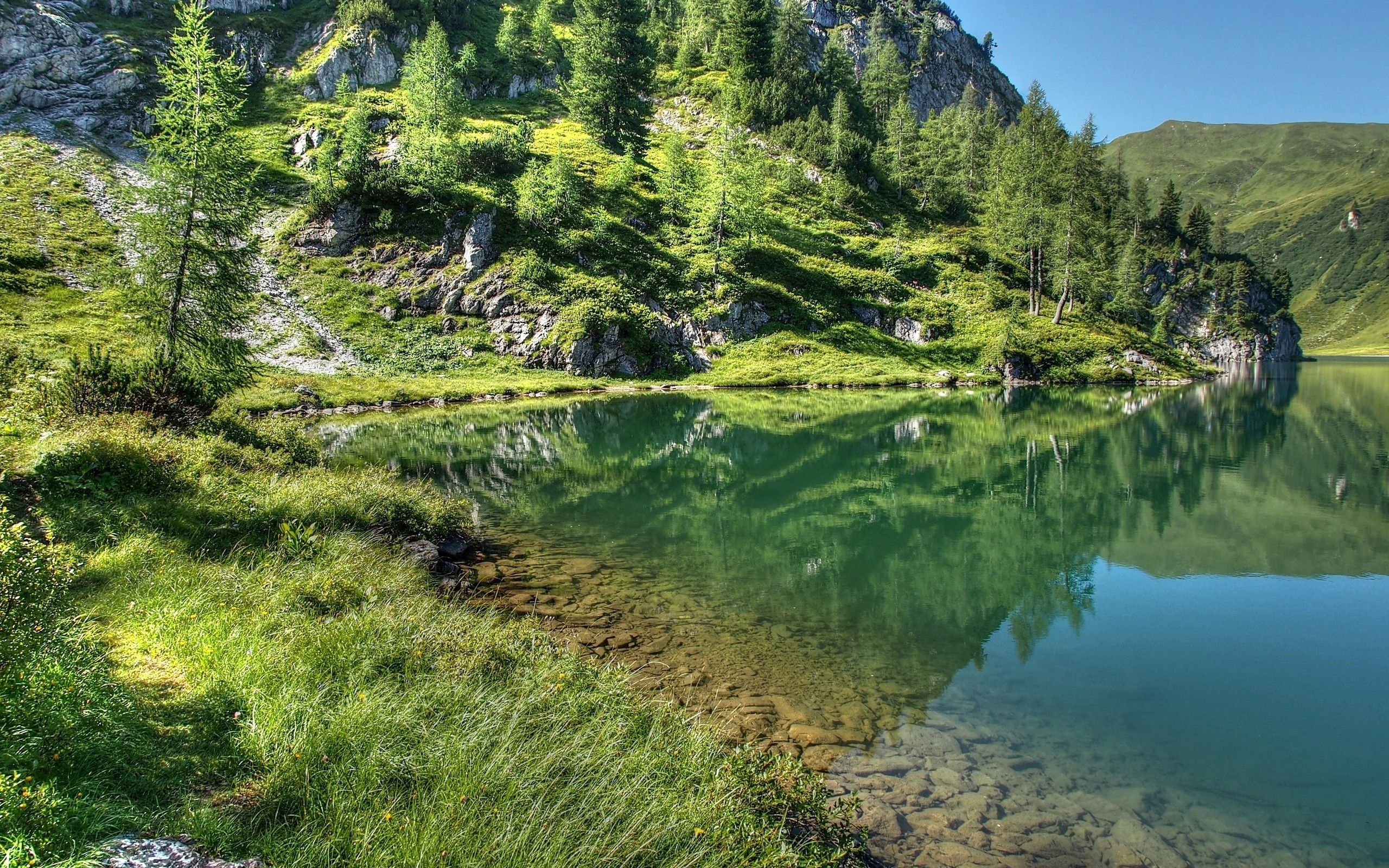 Laden Sie das See, Grass, Natur, Sky, Mountains-Bild kostenlos auf Ihren PC-Desktop herunter