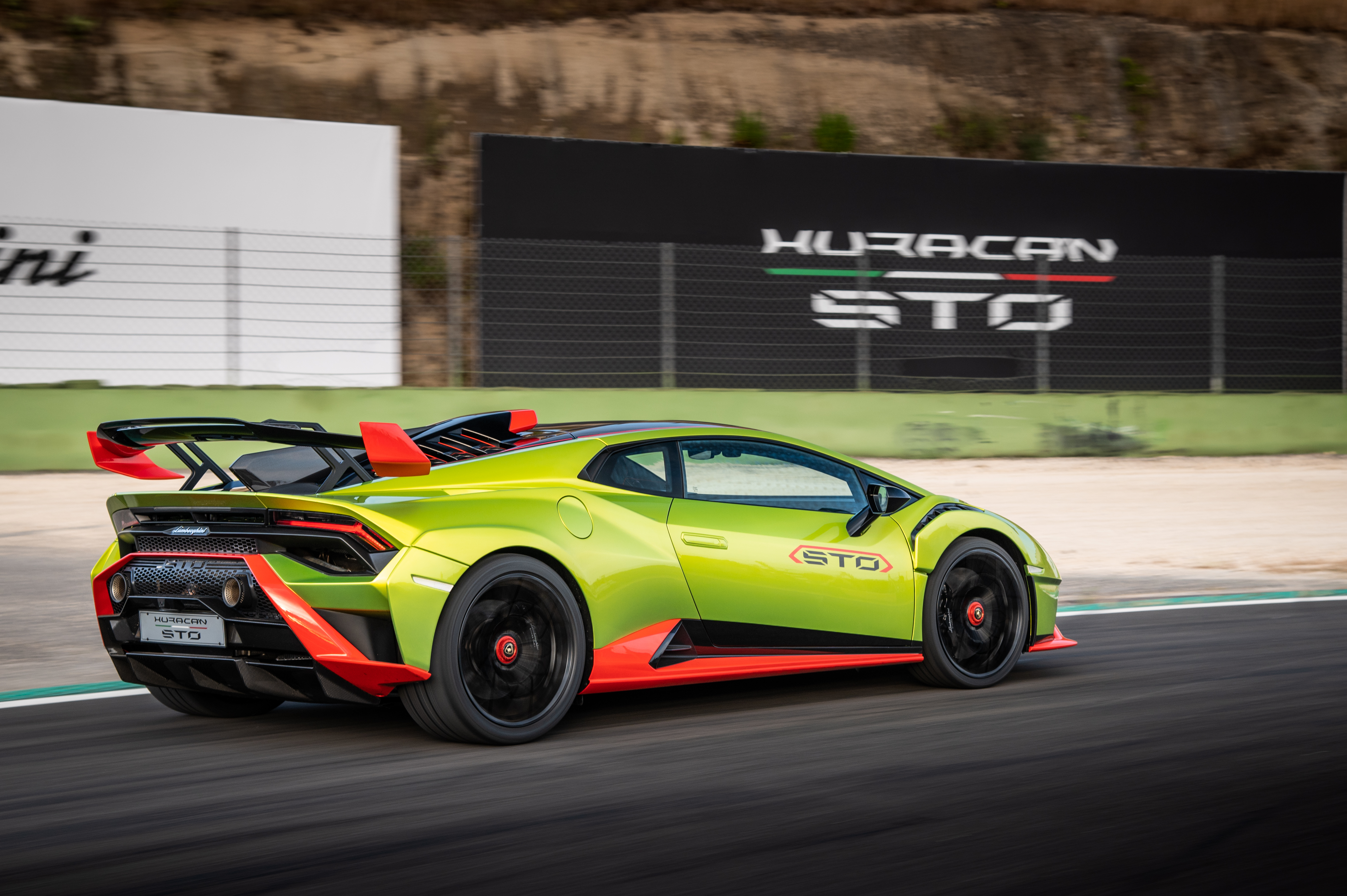 Lamborghini Huracan Performance Р·РµР»РµРЅС‹Р№