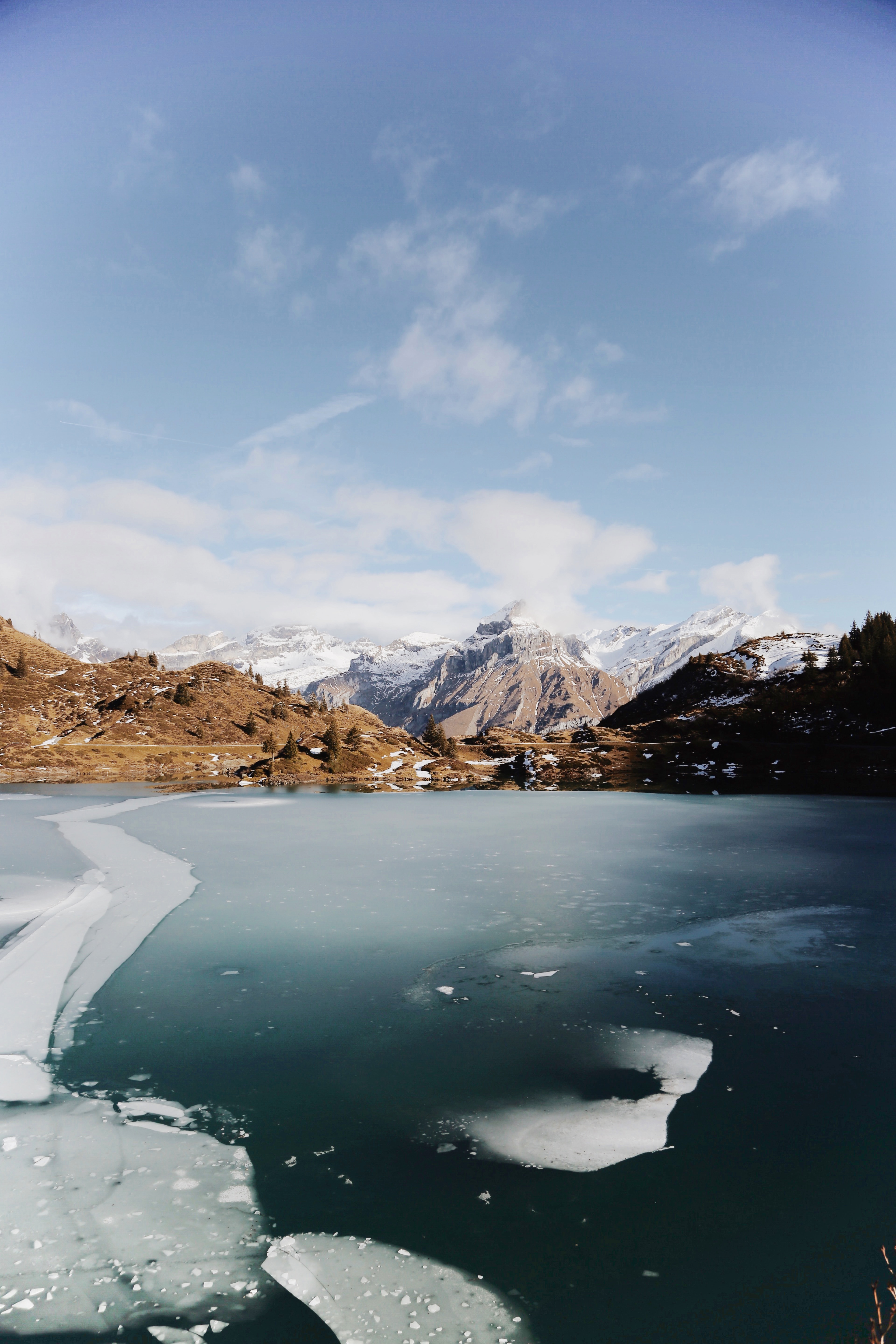 Free download wallpaper Mountains, Frozen, Nature, Lake, Ice, Landscape on your PC desktop
