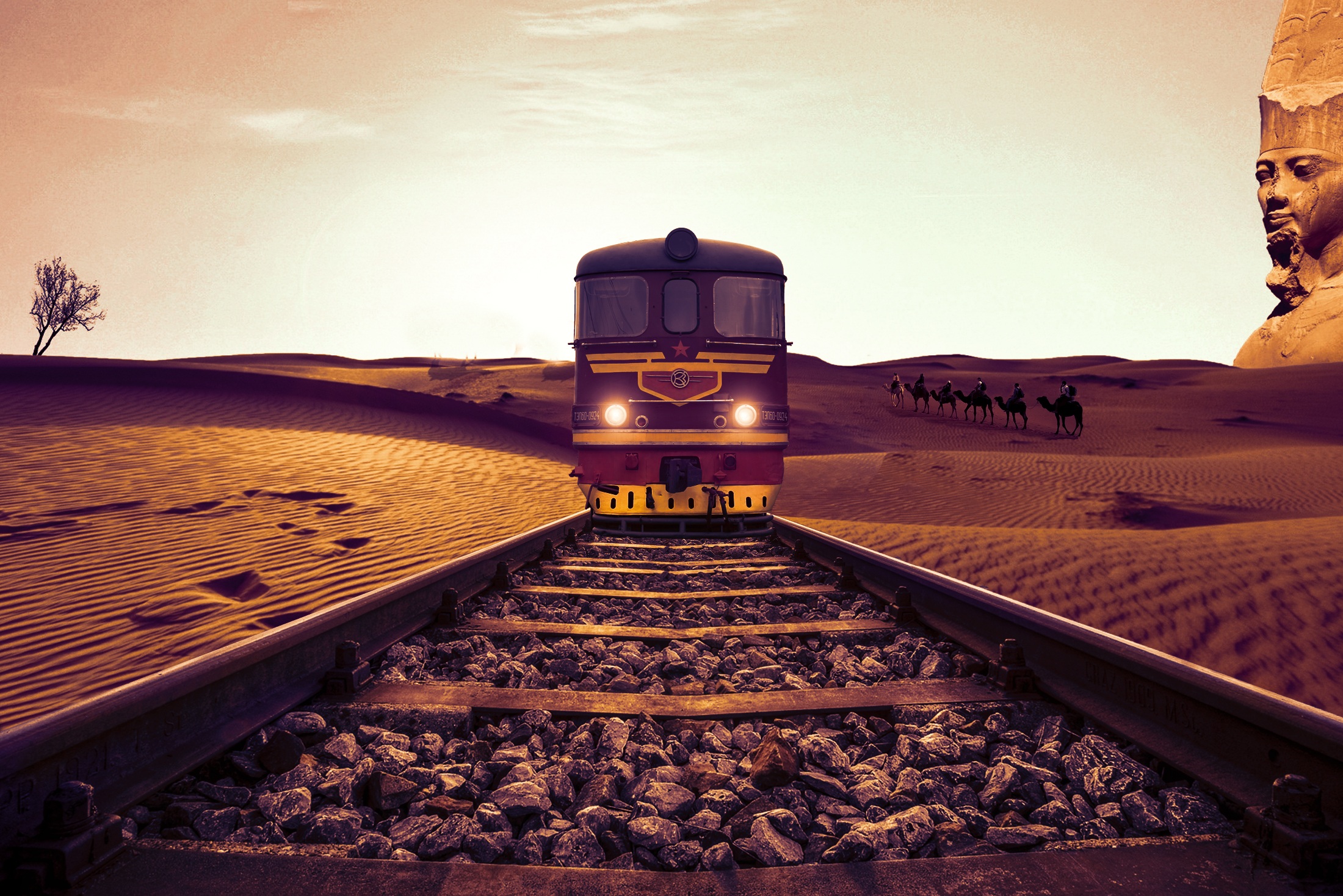 812024 скачать картинку железная дорога, фотографии, манипуляции, верблюды, пустыня, локомотив, поезд - обои и заставки бесплатно