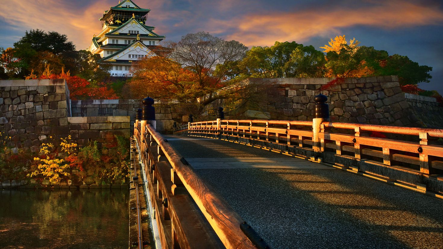 South japan. Замок Осаки Япония осень. Токио Киото Осака. Дворец Осака Япония. Киото (город в Японии).