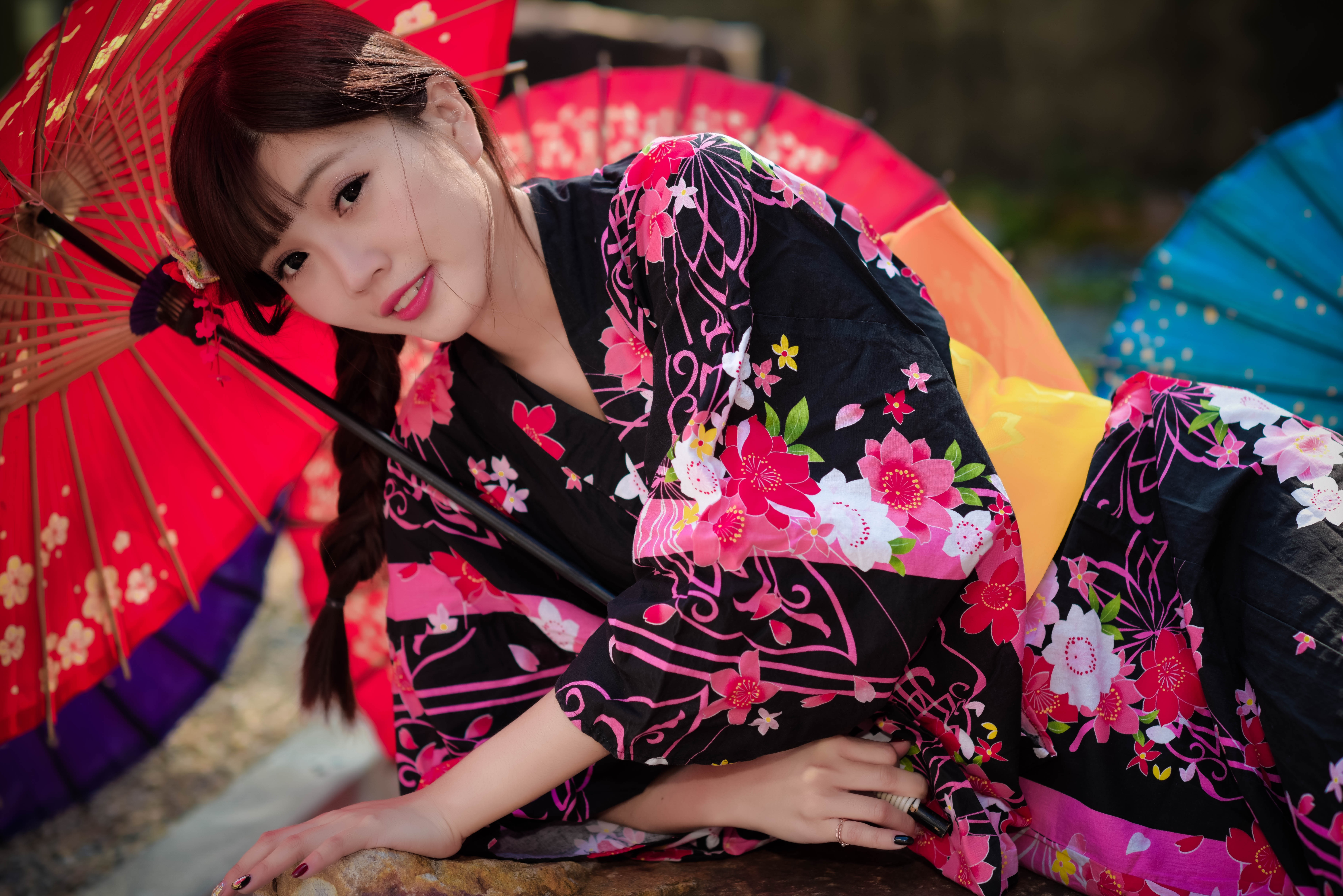 Download mobile wallpaper Umbrella, Kimono, Model, Women, Braid, Asian, Black Hair, Lipstick for free.