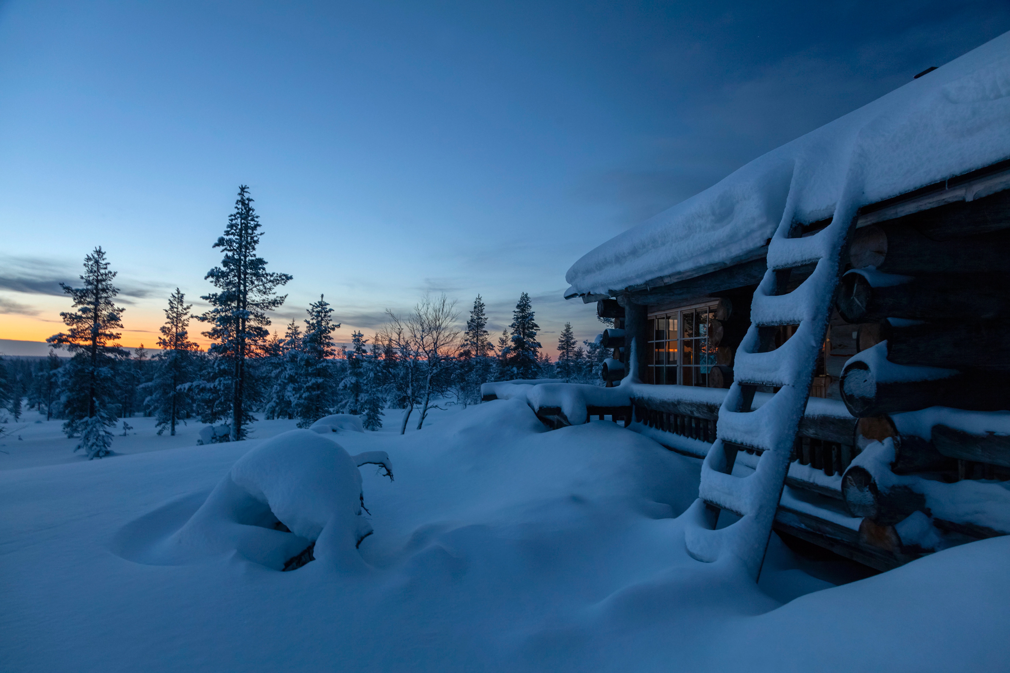 1005853 Hintergrundbild herunterladen fotografie, winter, hütte, finnland, schnee, sonnenuntergang - Bildschirmschoner und Bilder kostenlos
