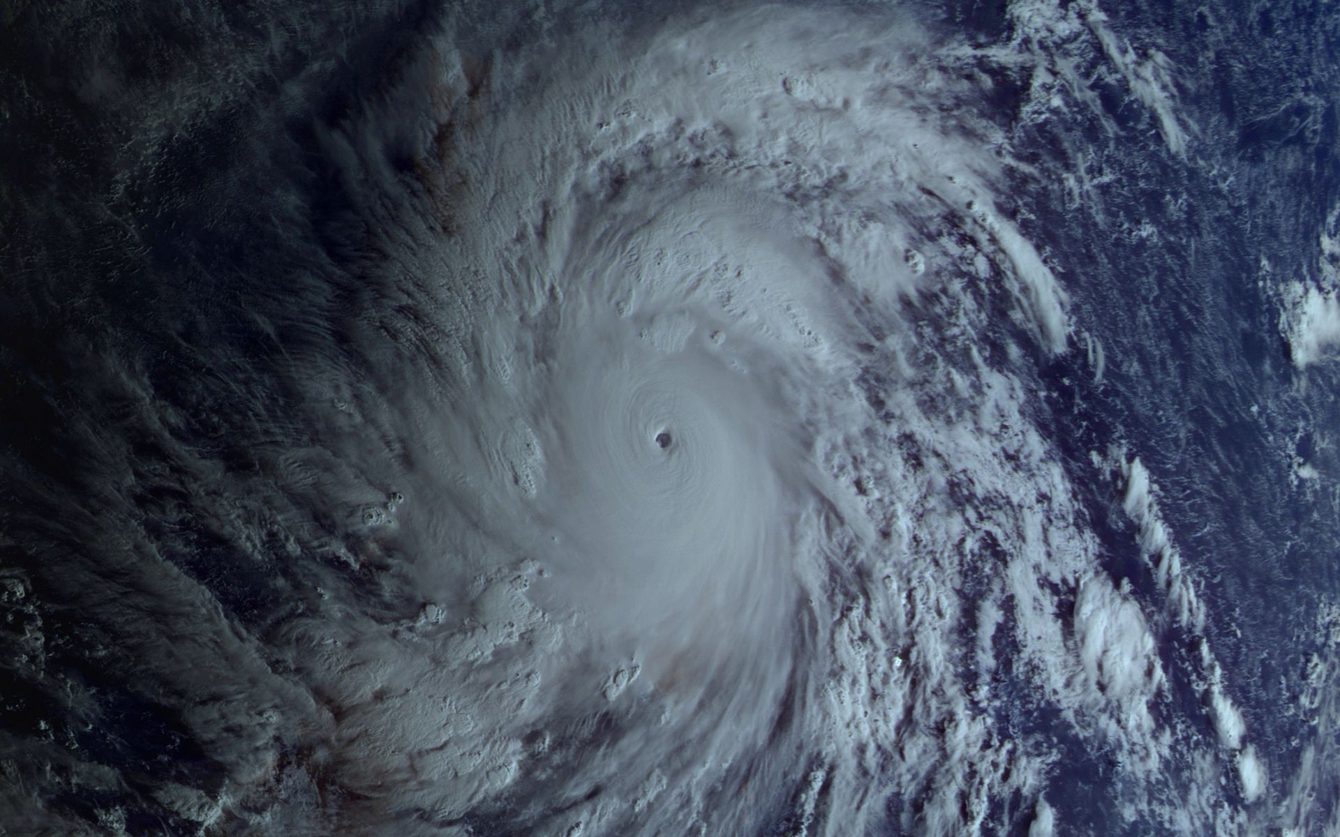 74808 Bild herunterladen natur, universum, drehung, 2014, japan, taifun - Hintergrundbilder und Bildschirmschoner kostenlos
