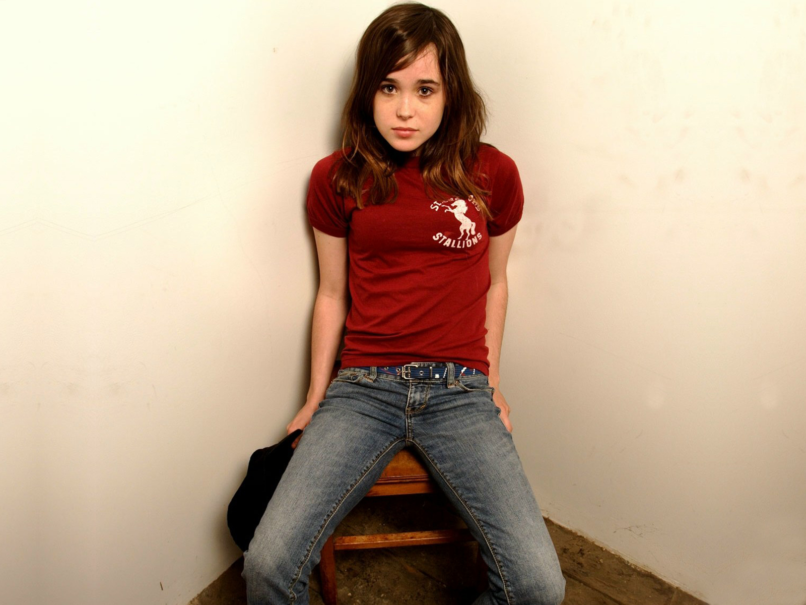 Best Ellen Page HD Wallpaper