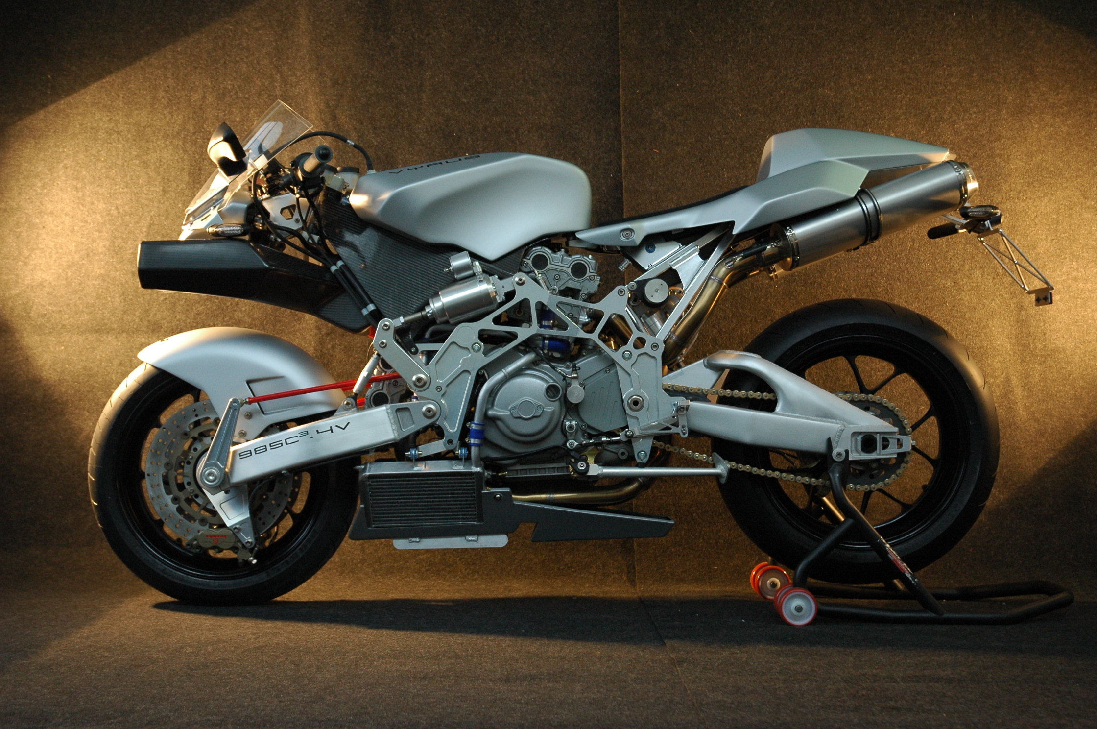 Bimota вирус