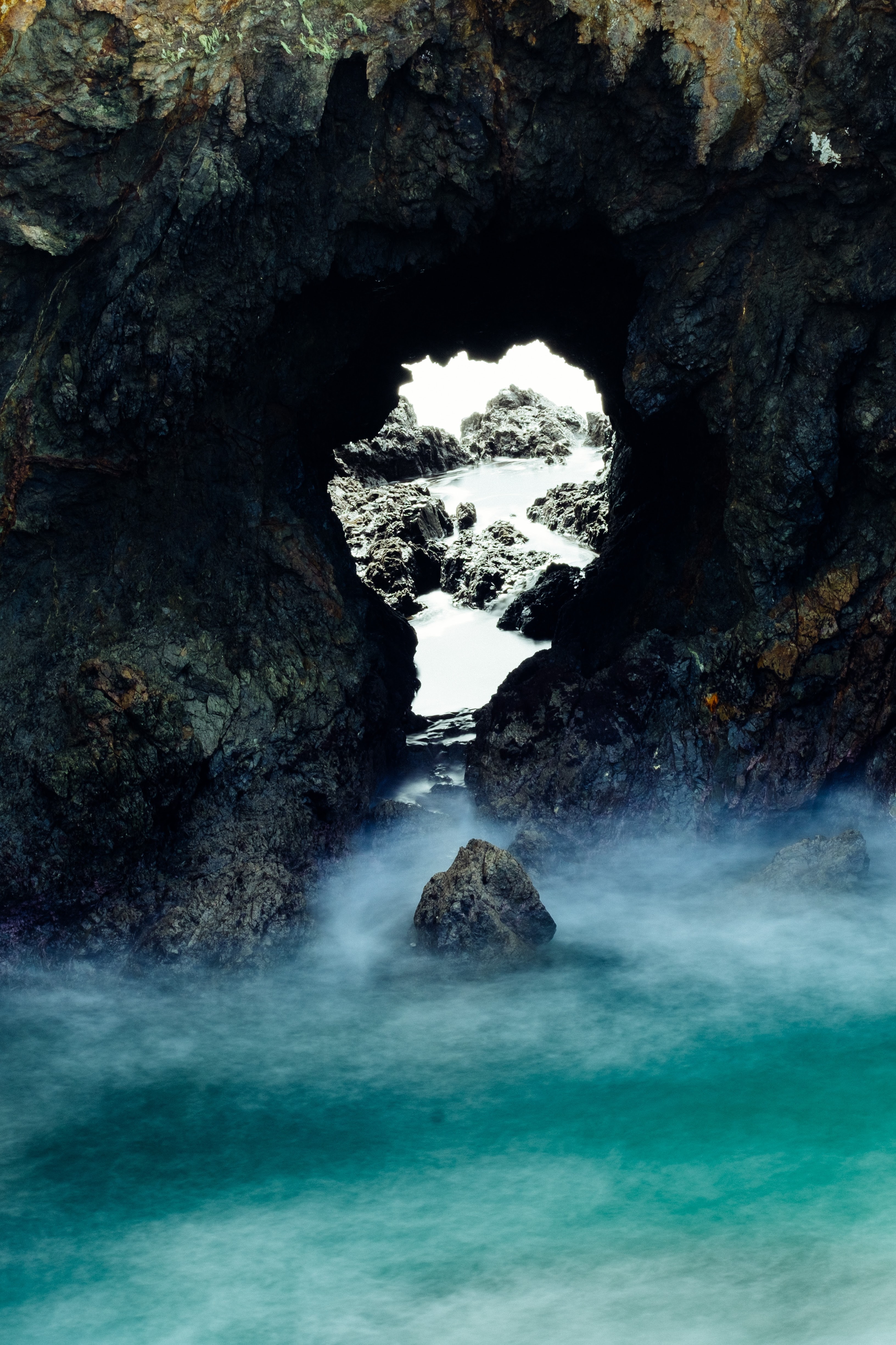 90189 descargar fondo de pantalla naturaleza, agua, stones, las rocas, rocas, cueva: protectores de pantalla e imágenes gratis