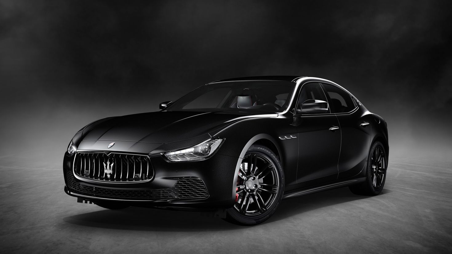 Мазерати 4. Мазерати седан 2022. Мазерати Ghibli Nerissimo. Maserati Ghibli. Maserati Ghibli 2017.