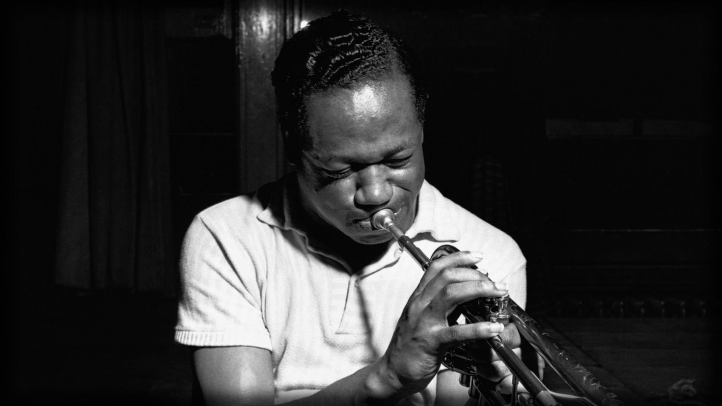 Браун музыка. Клиффорд Браун джазмен \. Clifford Brown - 30 октября 1930. Clifford Brown Brownie Eyes 1981. Brown Clifford "three giants".