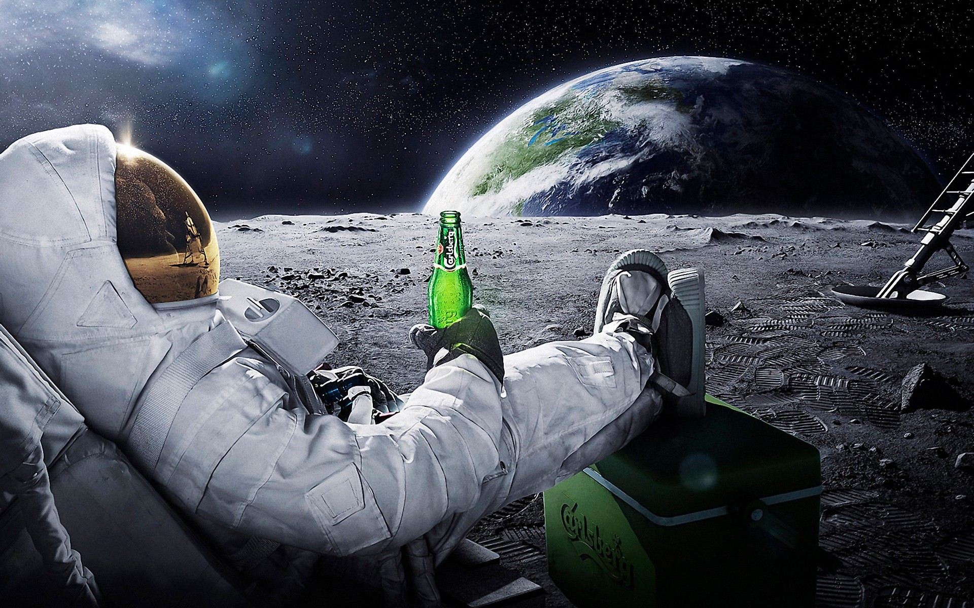 555059 Hintergrundbild herunterladen astronaut, bier, science fiction - Bildschirmschoner und Bilder kostenlos
