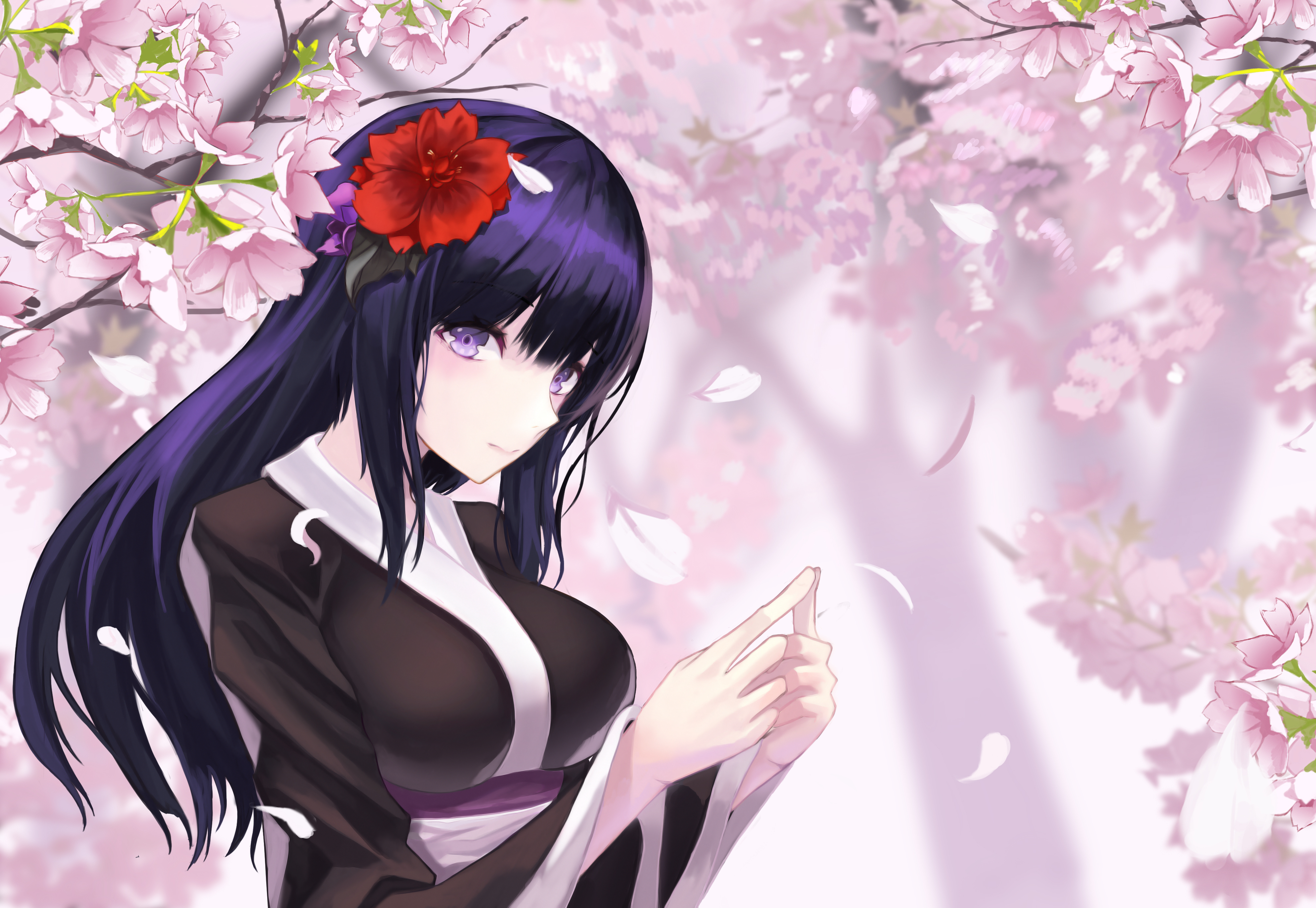 Аниме девушка с фиолетовыми волосами в кимоно
