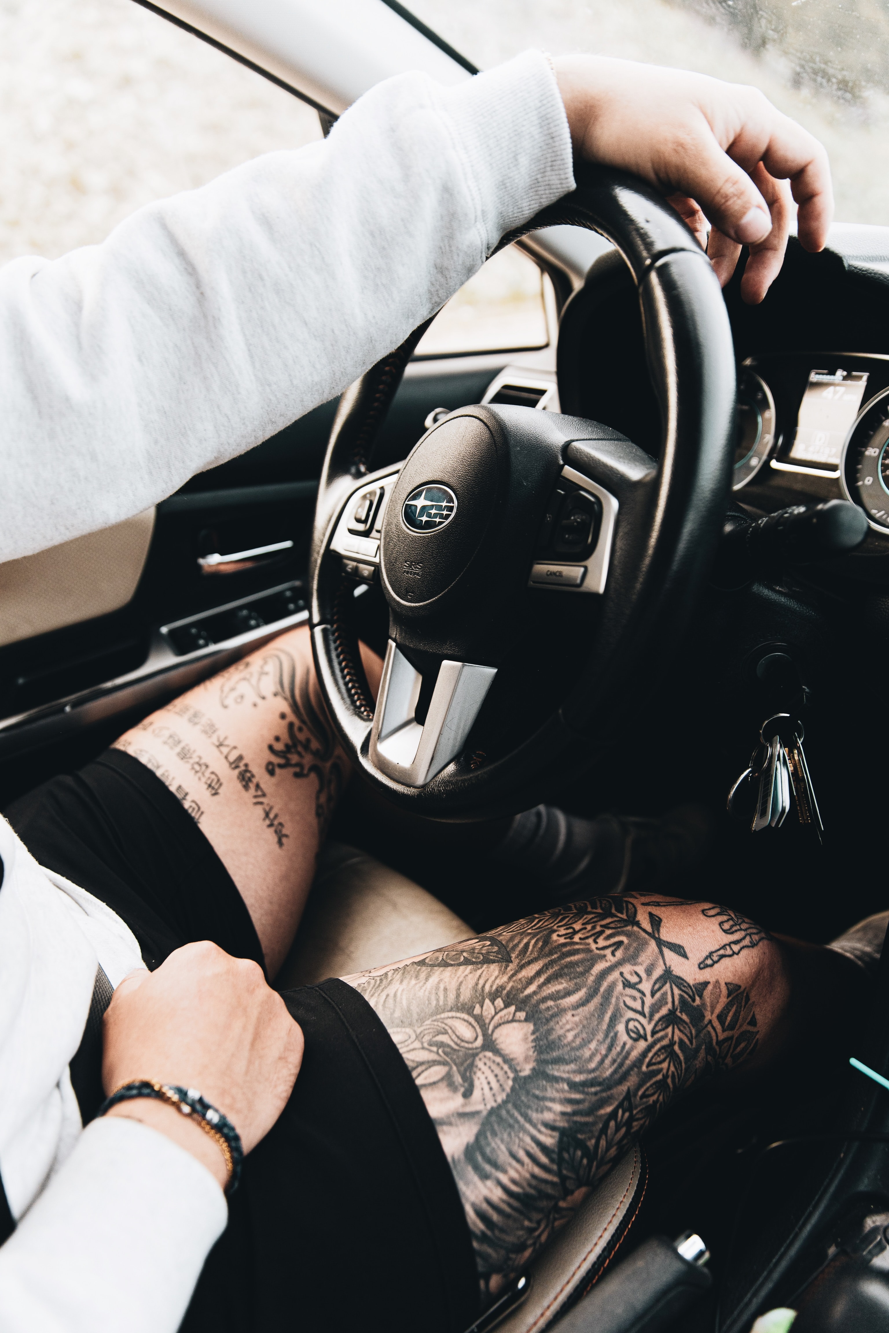 tattoo, steering wheel, subaru, cars, car, machine, human, person, rudder, salon 32K