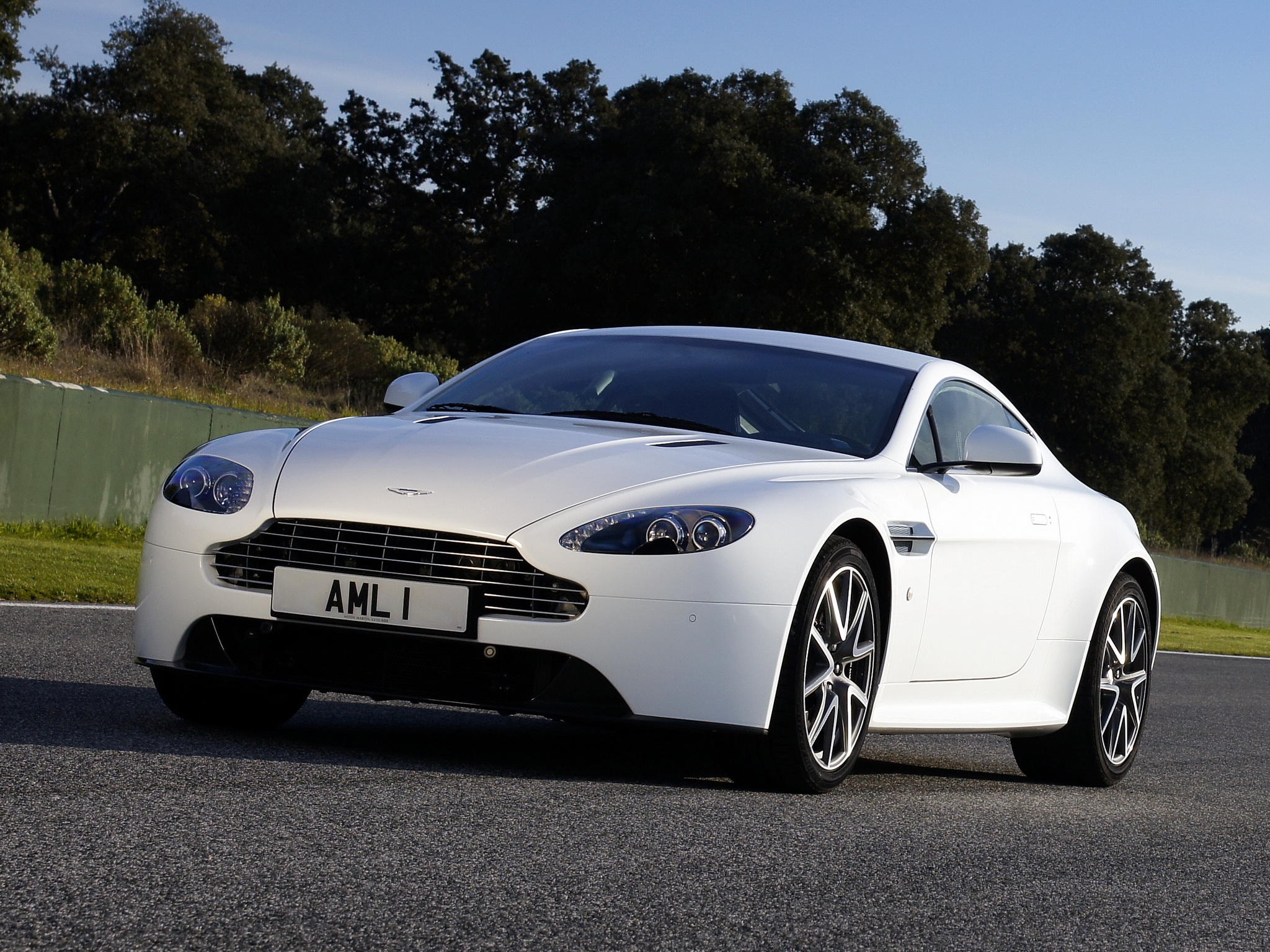 Download mobile wallpaper Vantage, 2011, V8, Aston Martin, Trees, Auto, Front View, Cars for free.
