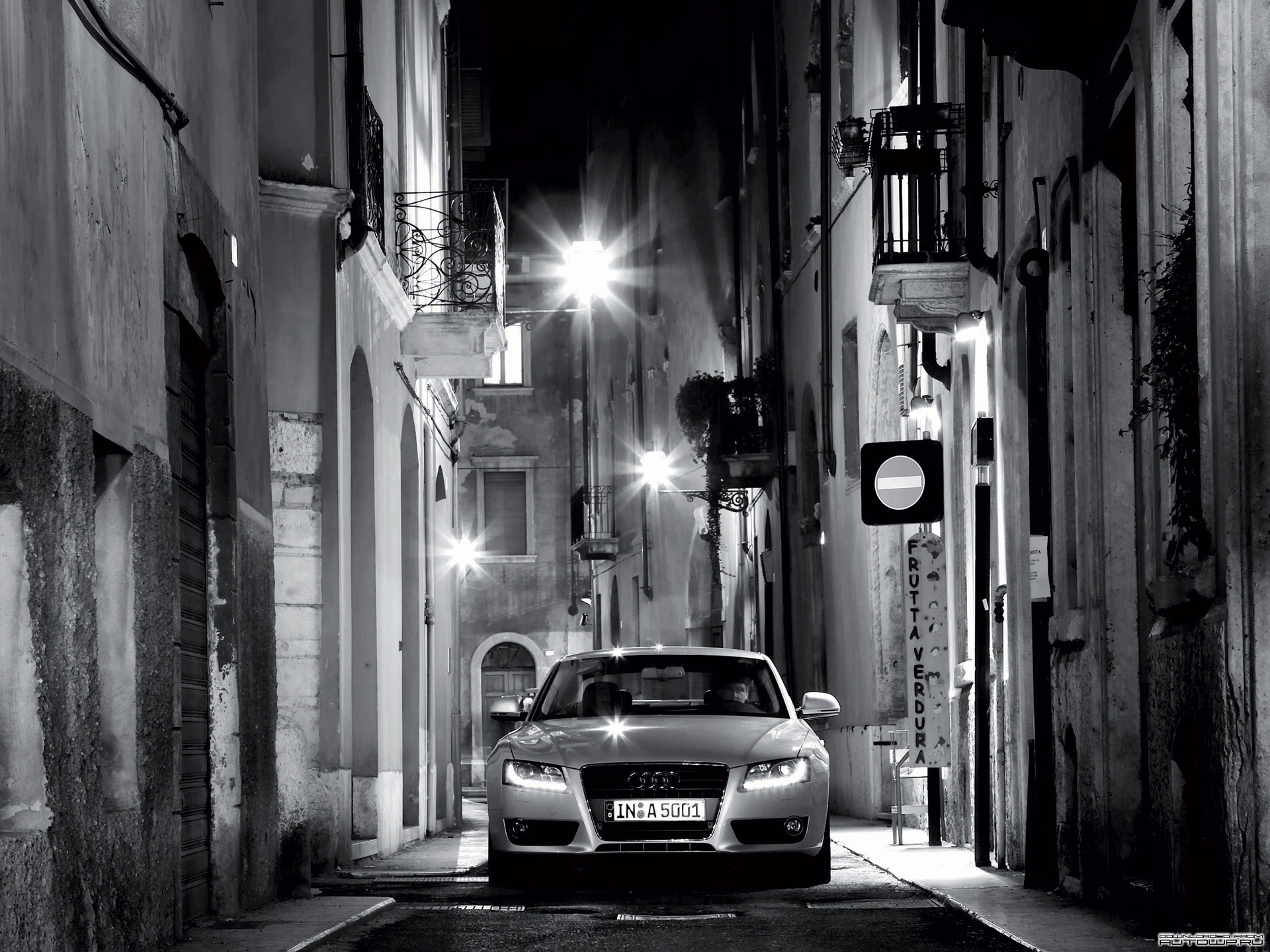 Download mobile wallpaper Transport, Streets, Auto, Audi for free.