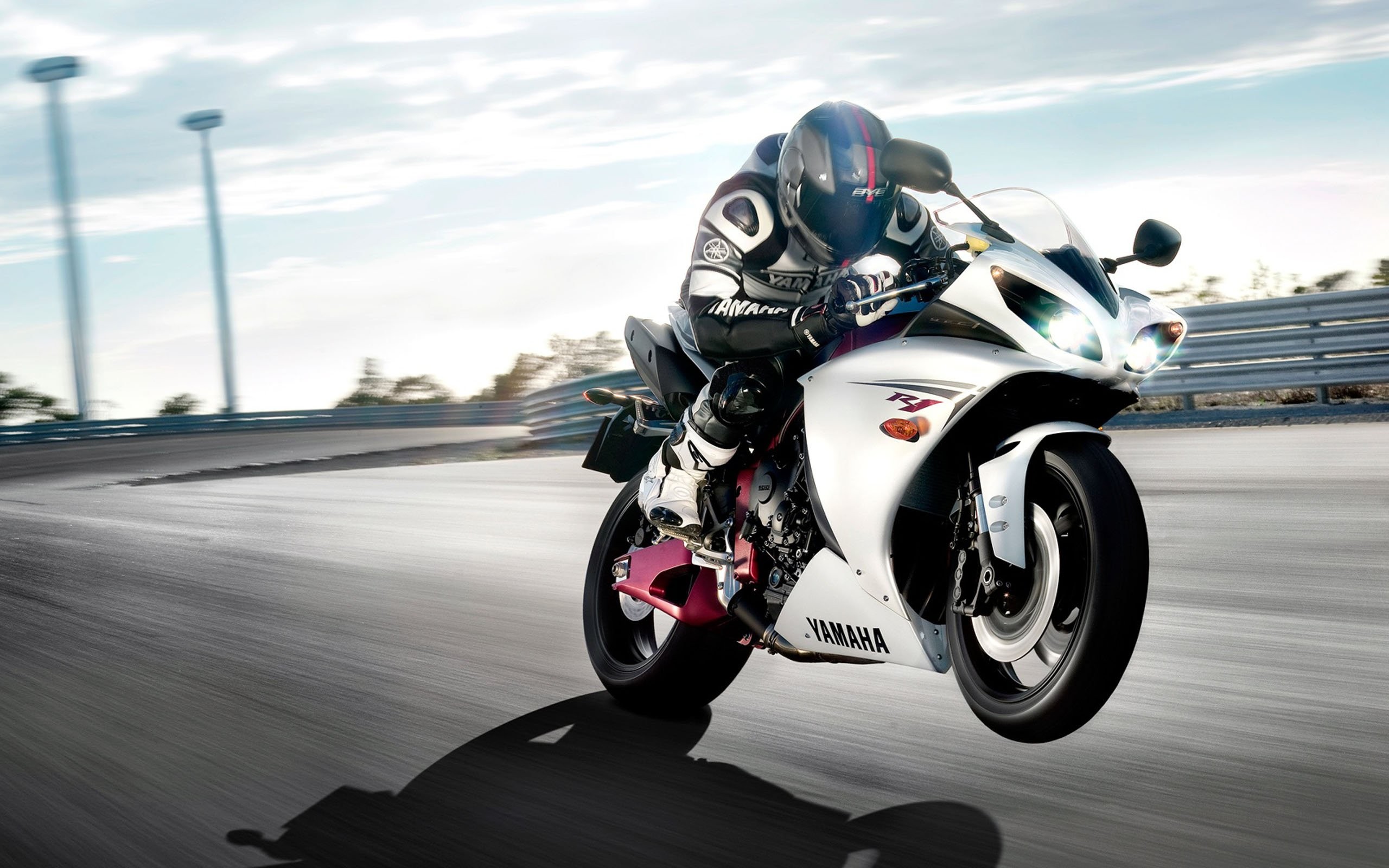 220 Yamaha HD Wallpapers and Backgrounds