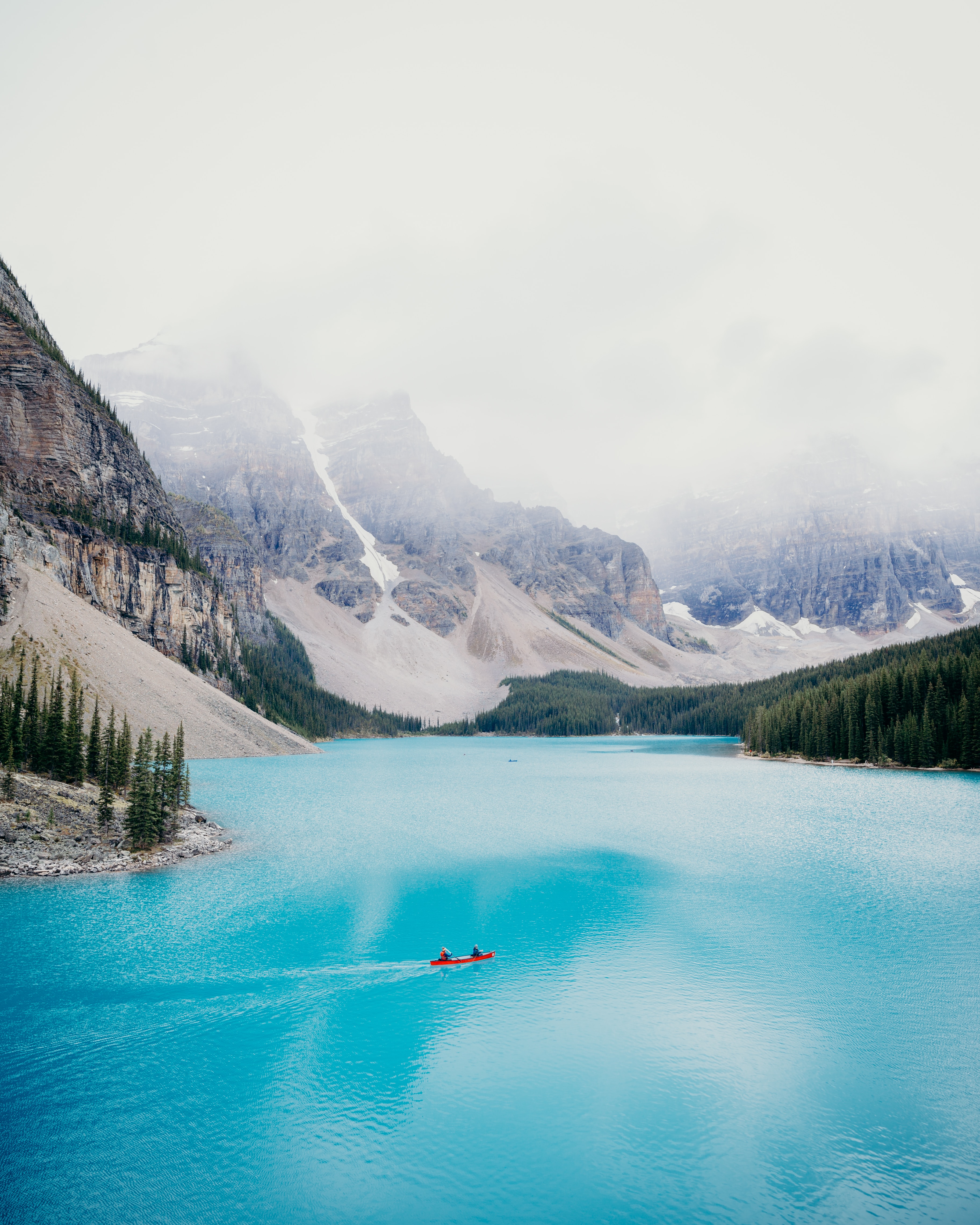 bank, landscape, nature, mountains, lake, shore, fog Smartphone Background