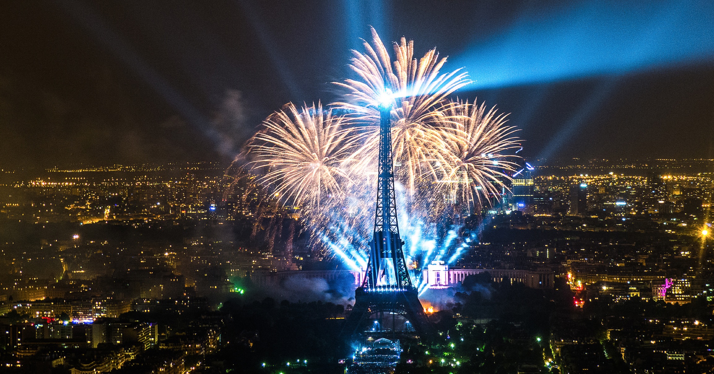 1060225 Bildschirmschoner und Hintergrundbilder Eiffelturm auf Ihrem Telefon. Laden Sie  Bilder kostenlos herunter