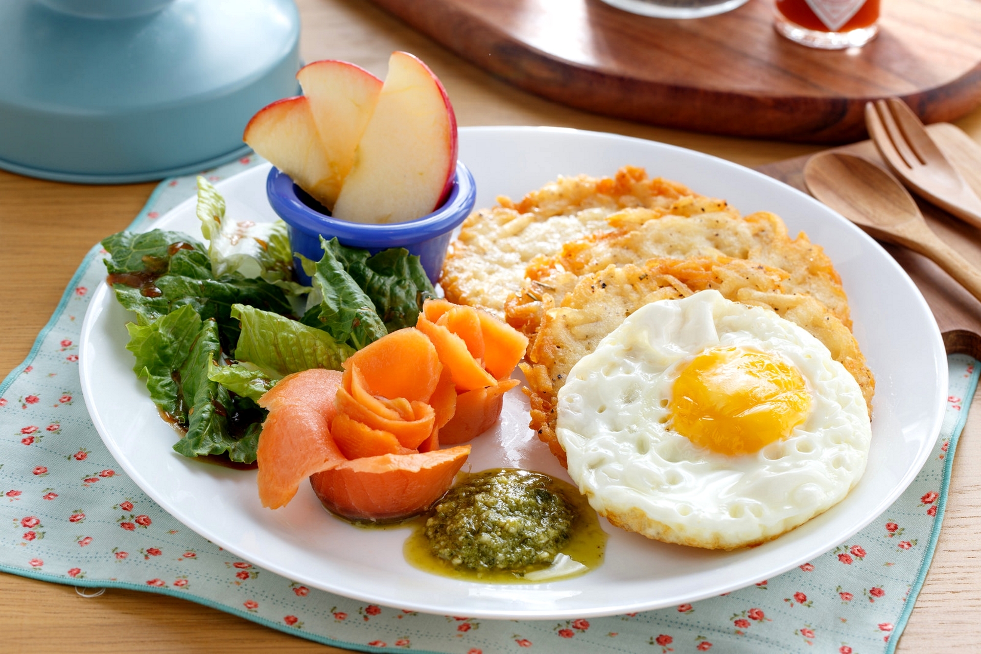 breakfast, food, vegetables, scrambled eggs, serving