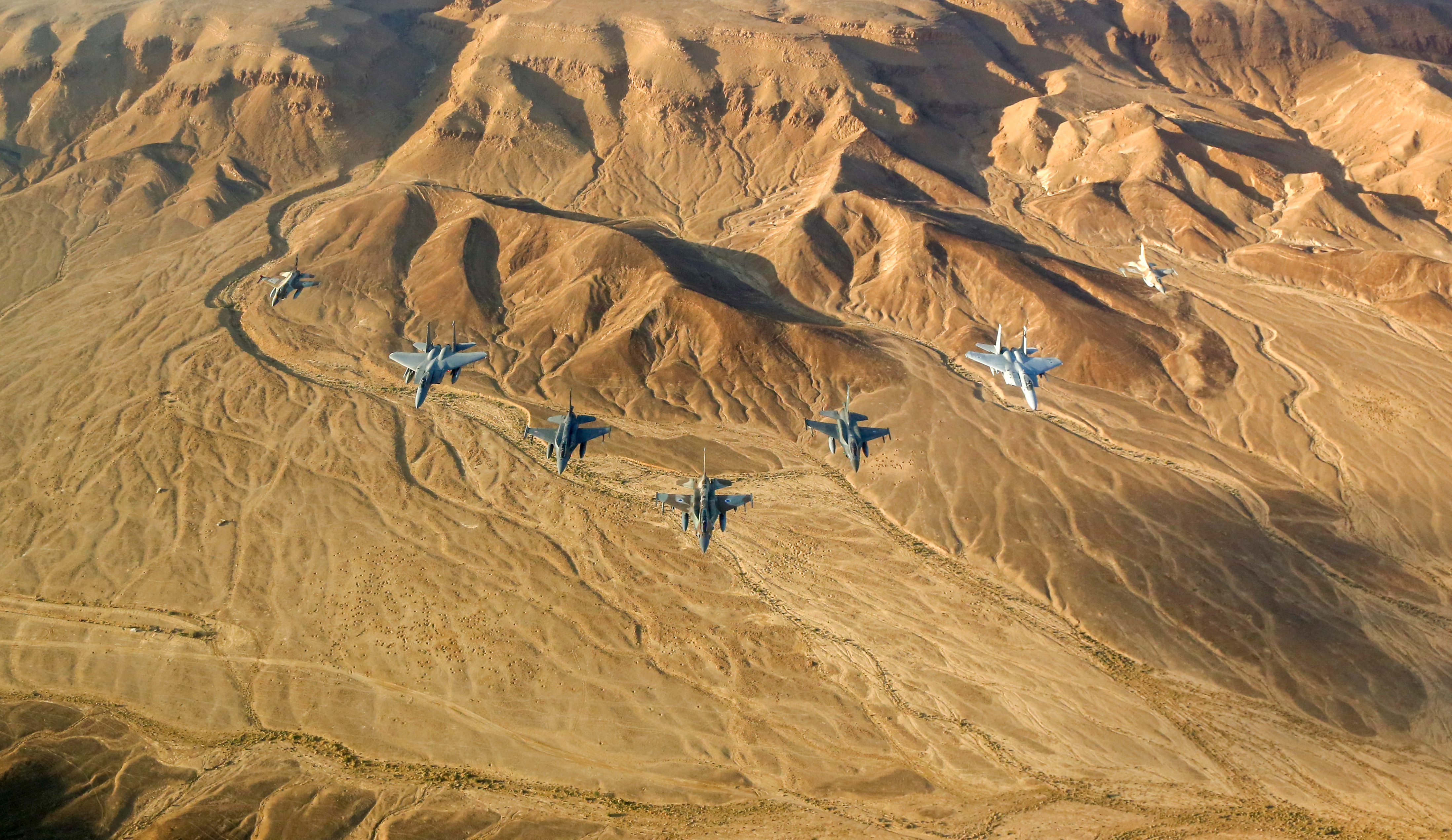 jet fighter, warplane, desert, military, aircraft, jet fighters HD wallpaper