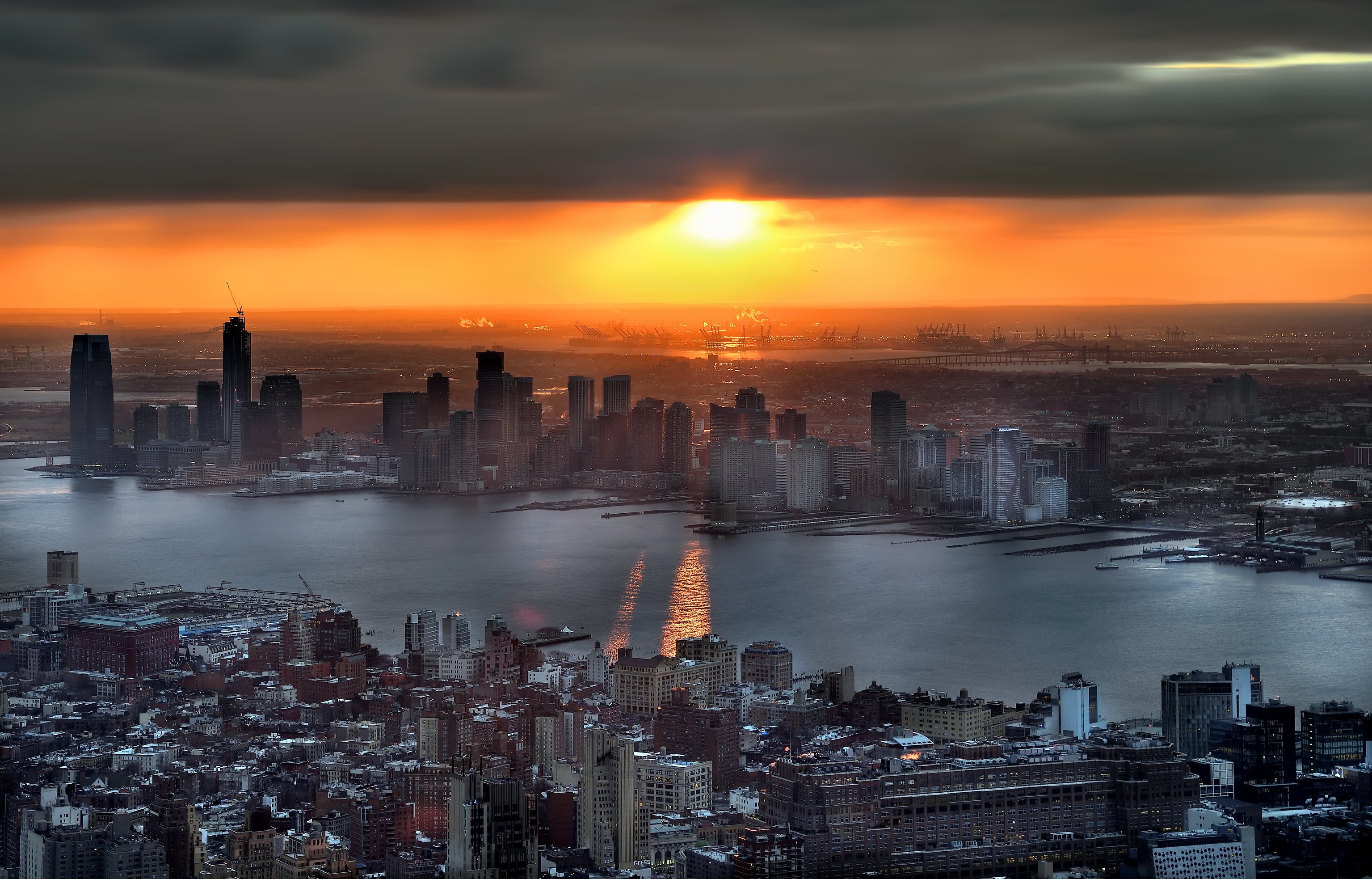 Город над городом сша. Феникс город в США. Weehawken. City Horizon. City on the Horizon.