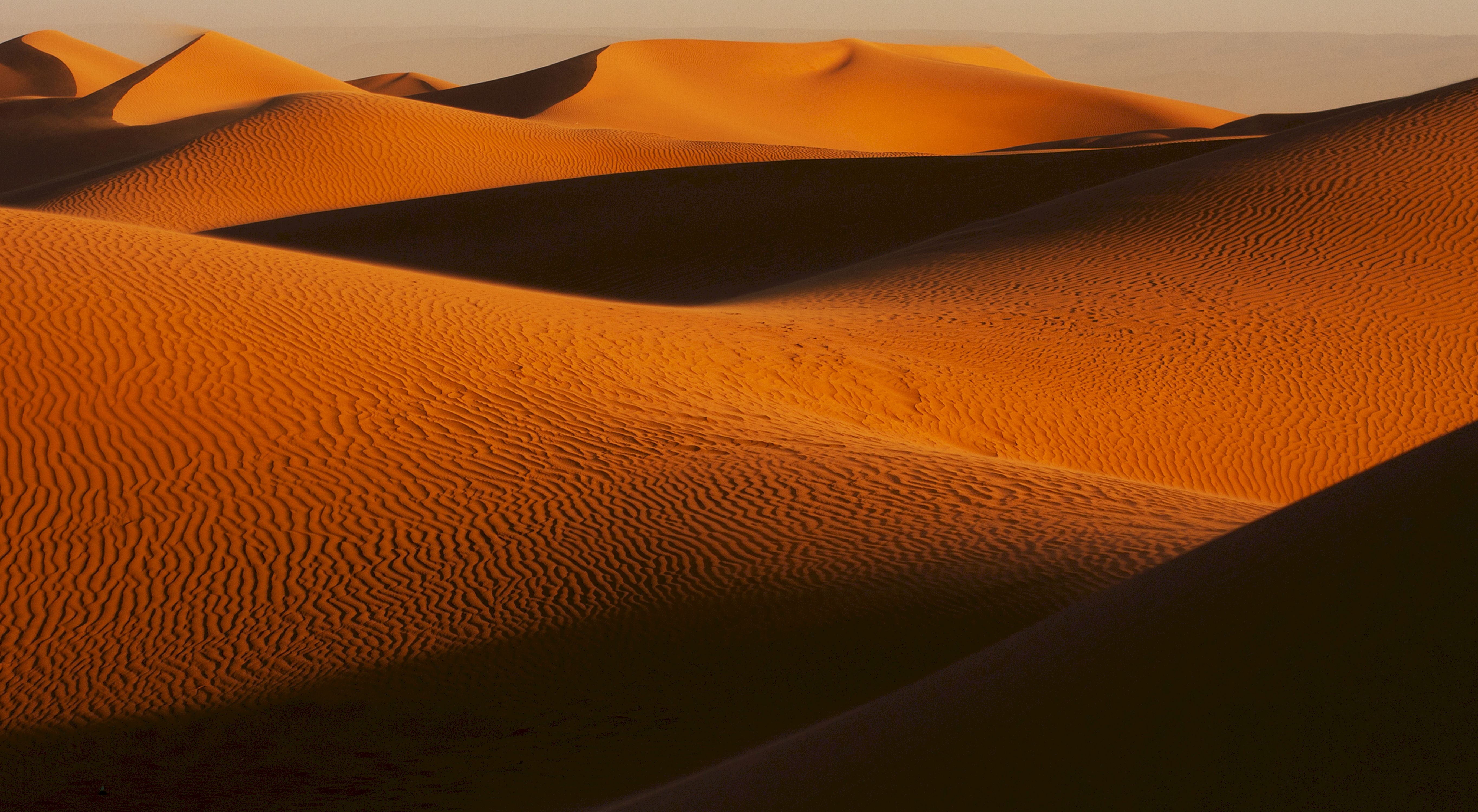 Download mobile wallpaper Links, Nature, Relief, Sand, Dunes, Desert for free.