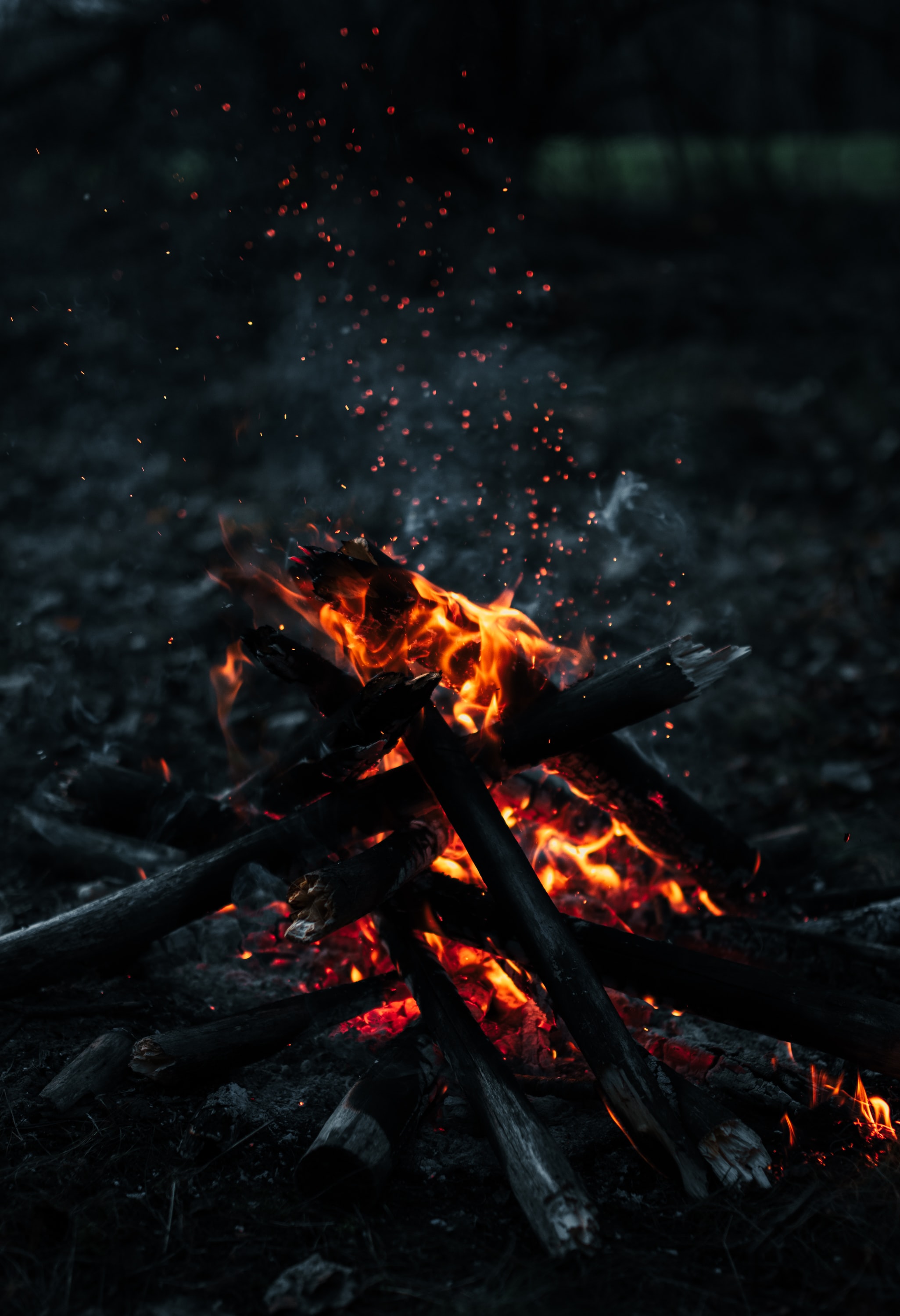 dark, fire, firewood, smoke, bonfire, sparks UHD