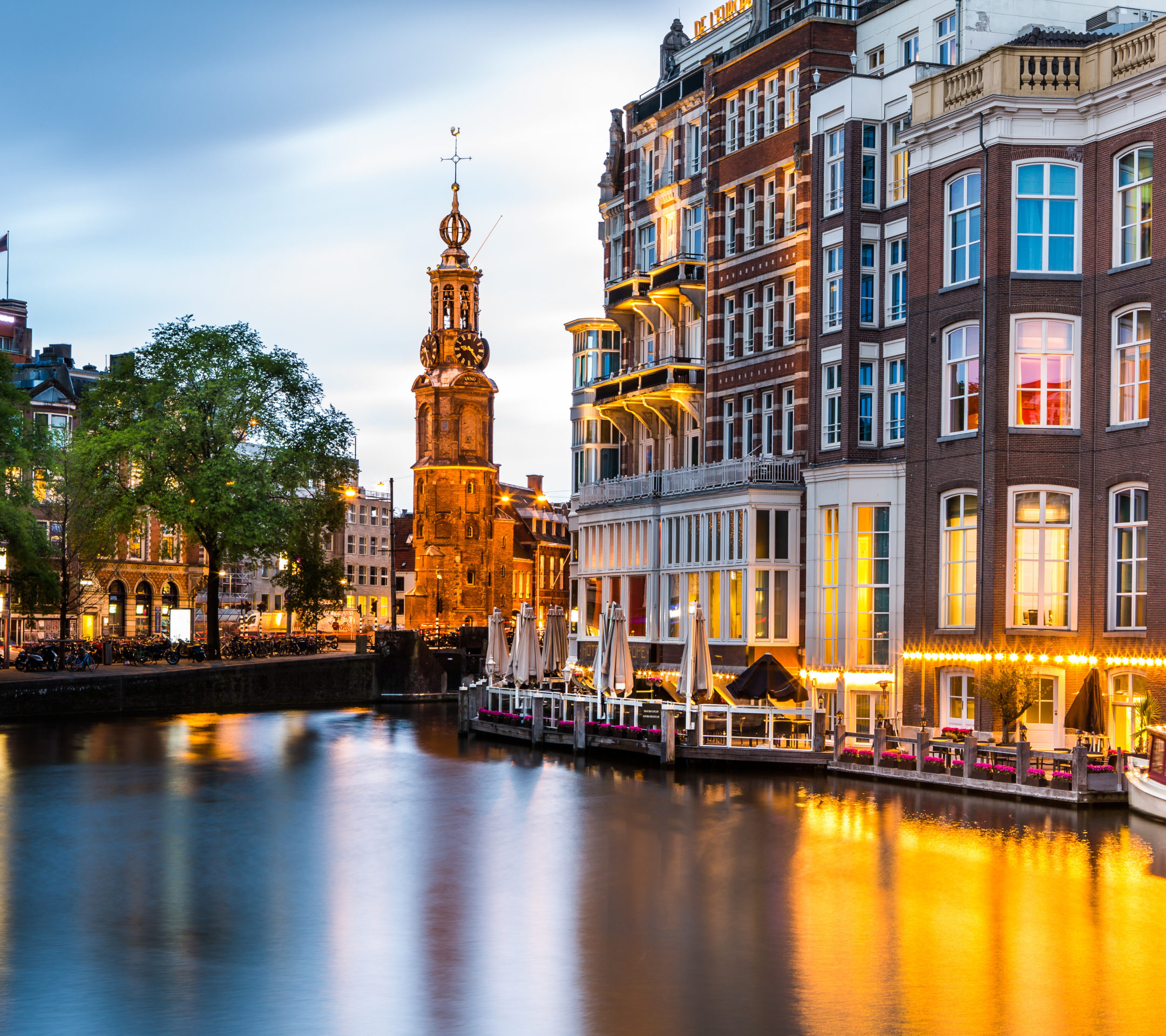 амстердам и париж