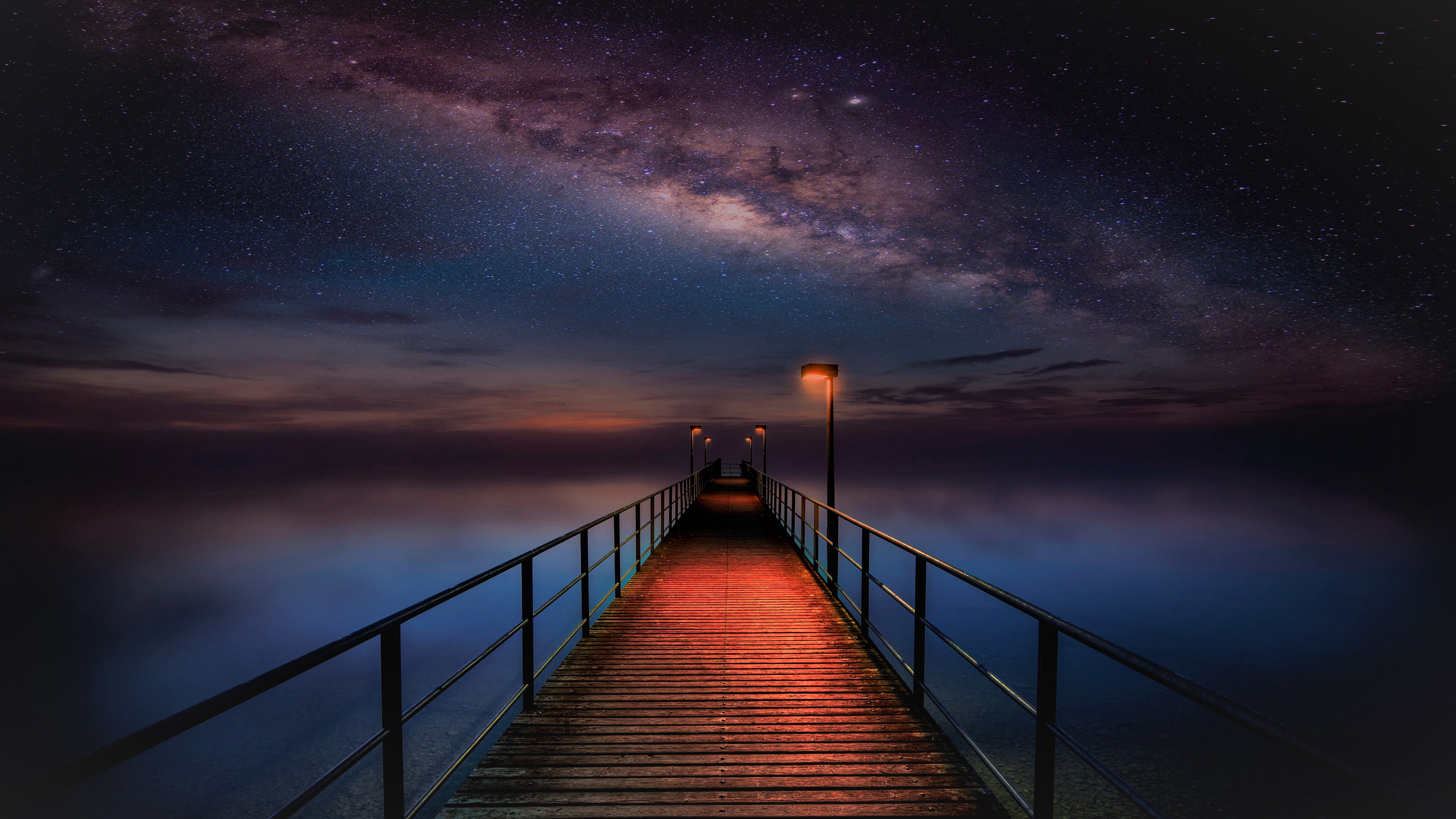 869925 Hintergrundbild herunterladen seebrücke, menschengemacht, galaxie, milchstraße, nacht, ozean, meer, sternenklarer himmel, sterne - Bildschirmschoner und Bilder kostenlos